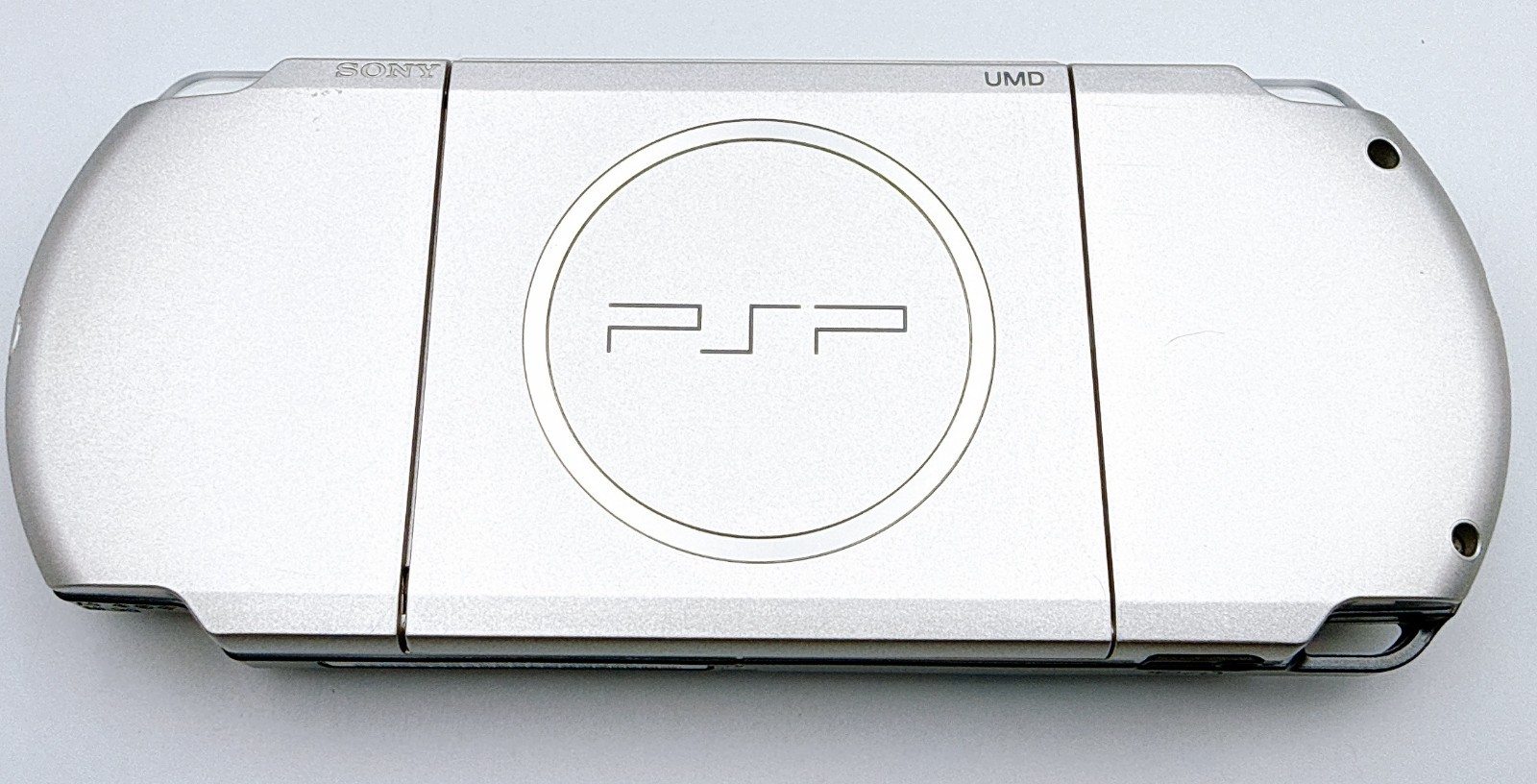 Sony PSP-3000 PSP 3000 Console Silver in Box VALUE PAK Region Free – Excellent