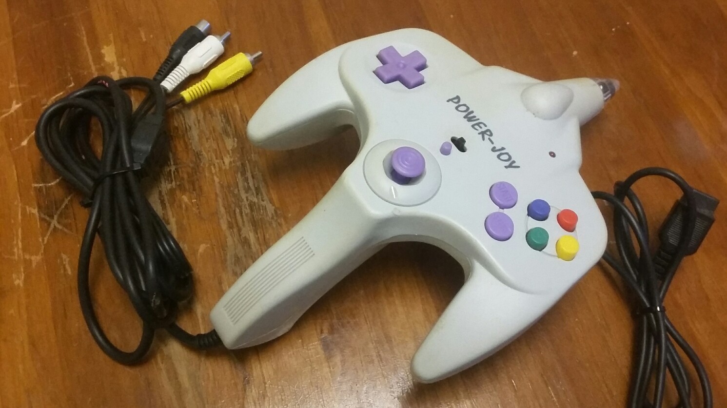 POWER JOY WITH 2 CONTROLLERS AND GAME INCLUDED PLUG AND PLAY PJ-001