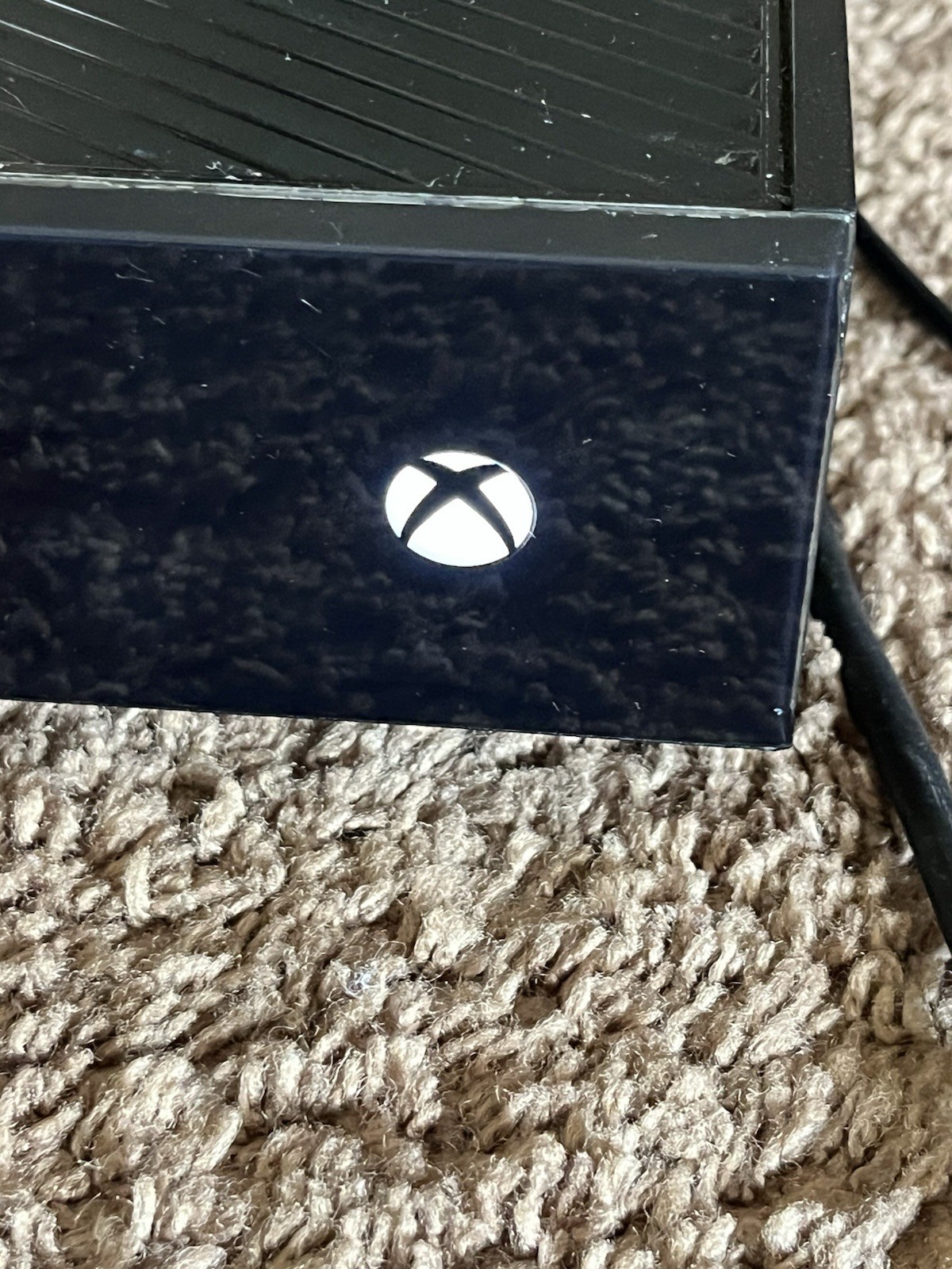 Microsoft Xbox One 780GB Console Gaming System Only Black 1540 Parts READ