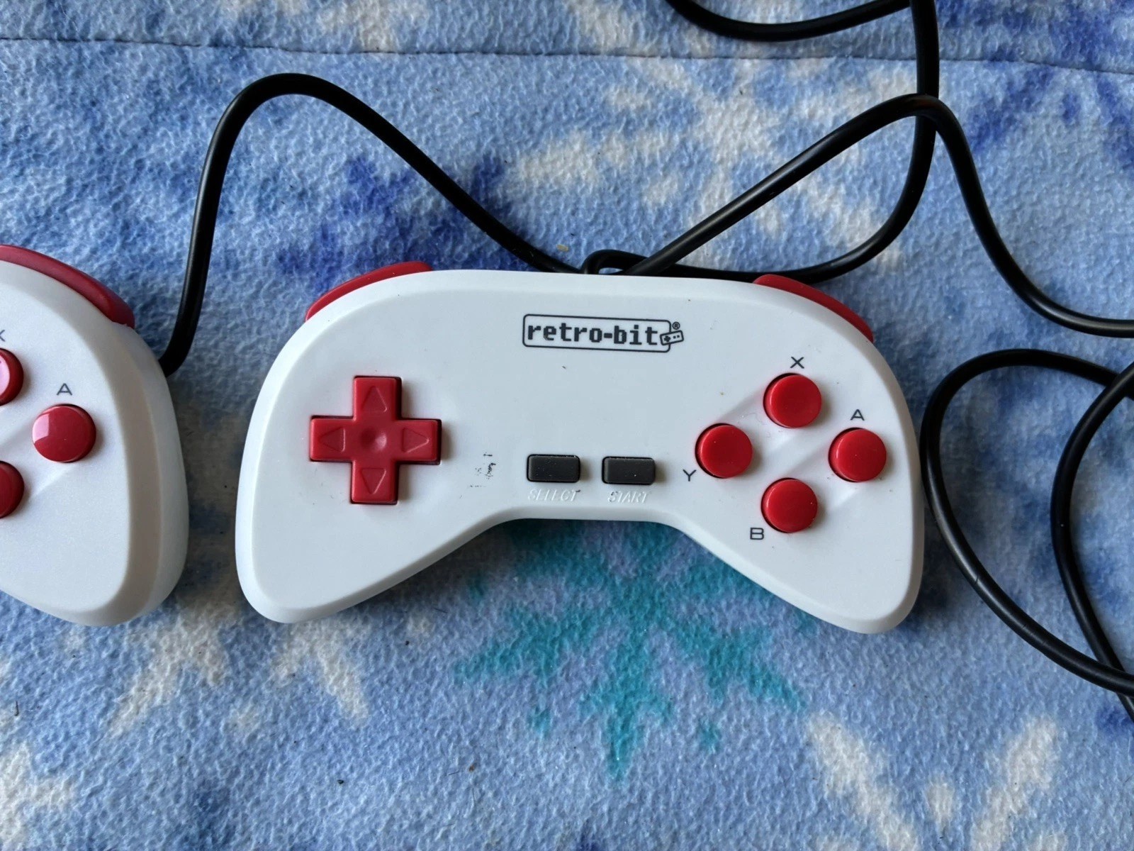 Retro bit Super Retro-Cade Home Console 90+ Games White Red HDMI USB Controllers