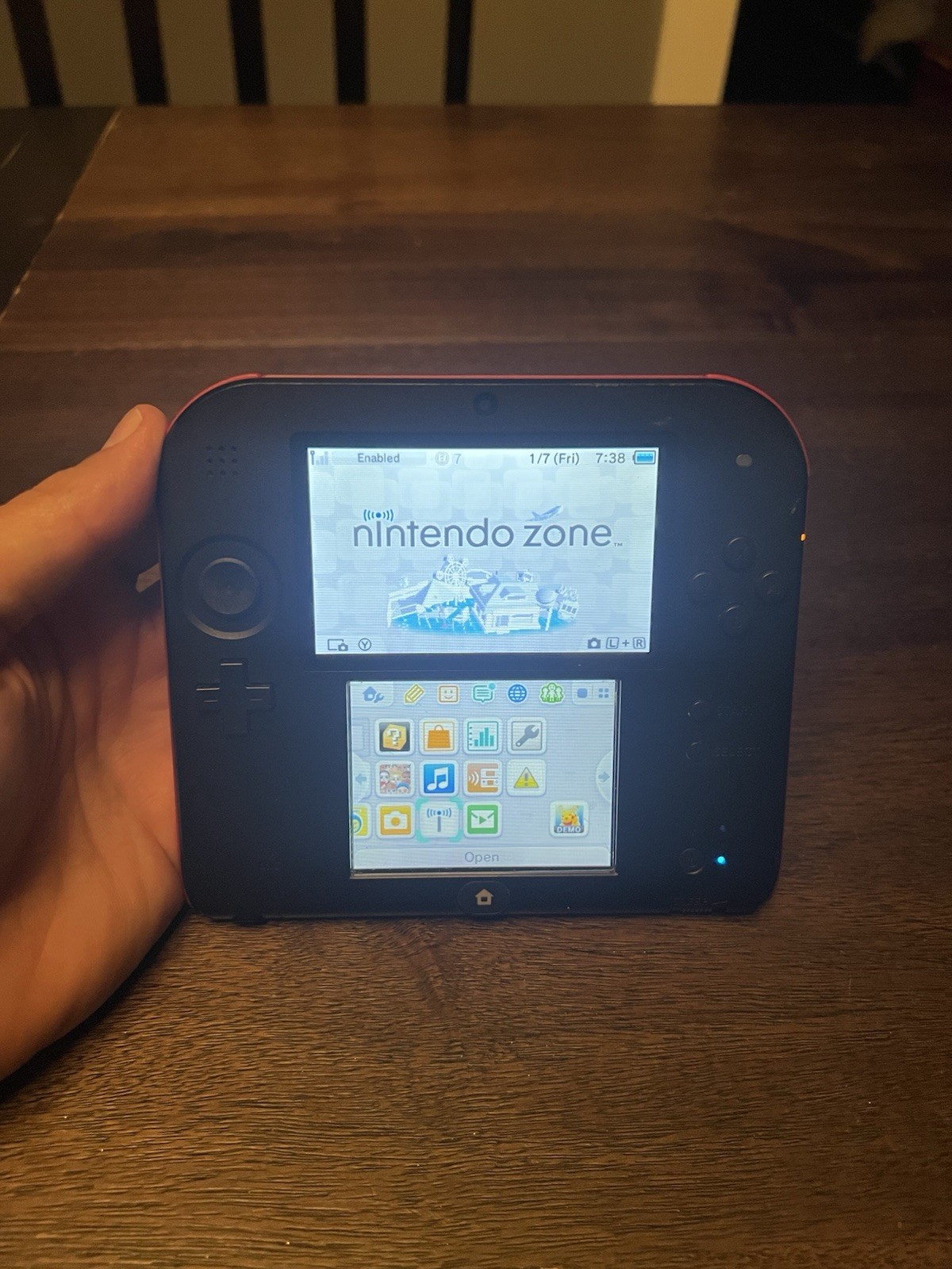 Nintendo 2DS Crimson Red , missing stylus and charger. Works as intended