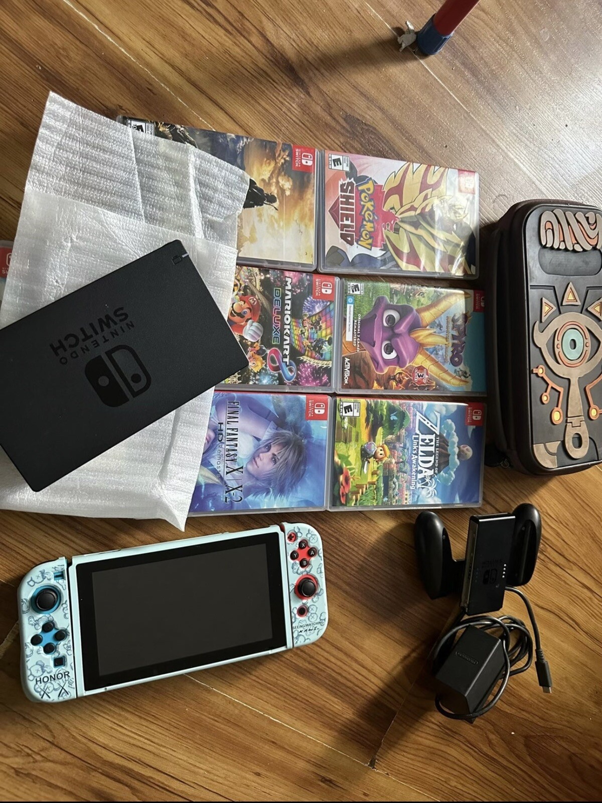 Nintendo Switch HAC-001(-01) Bundle 32GB Console