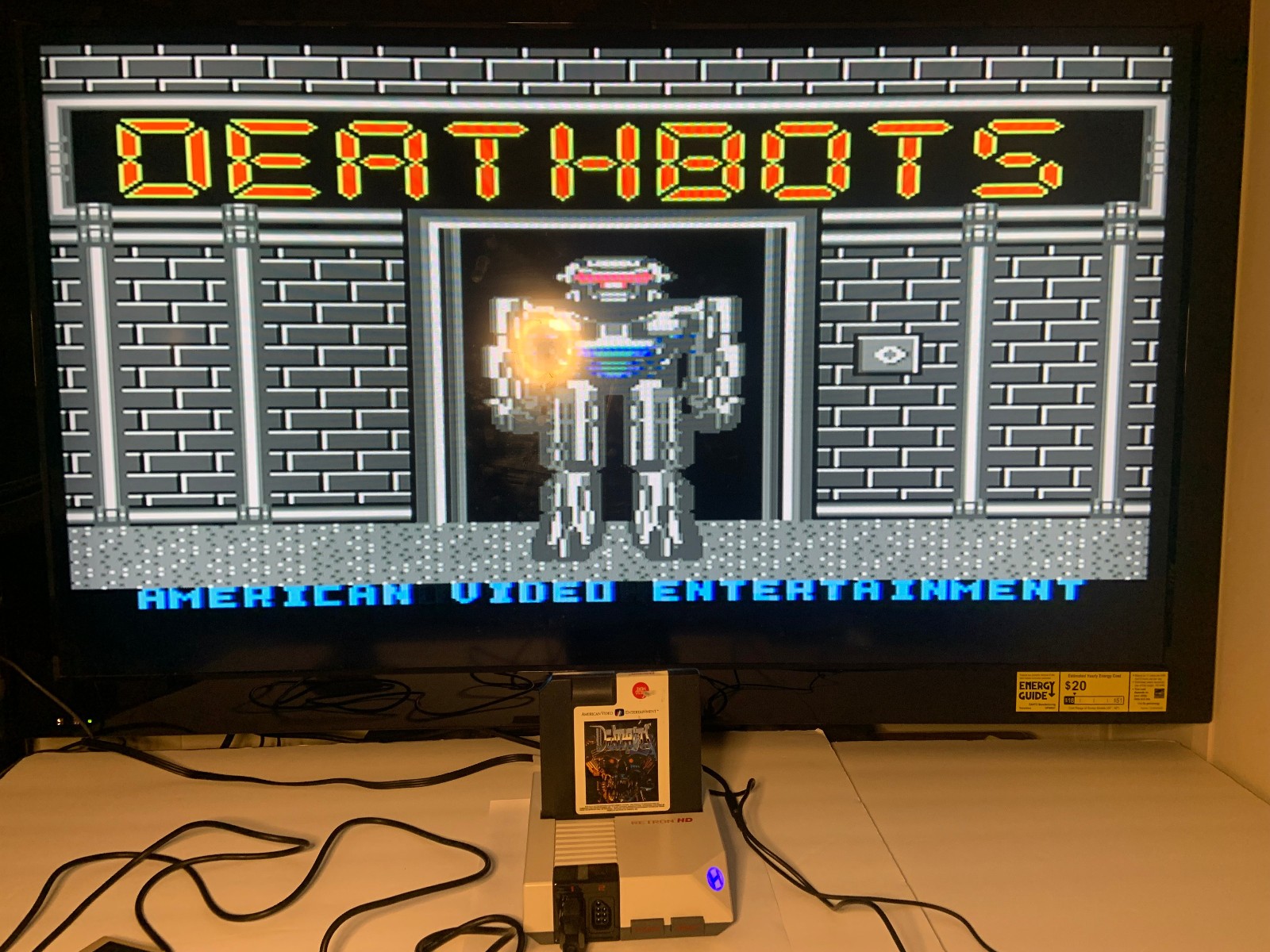 Hyperkin Retron HD M01888-GR with Controller and Deathbots – Works
