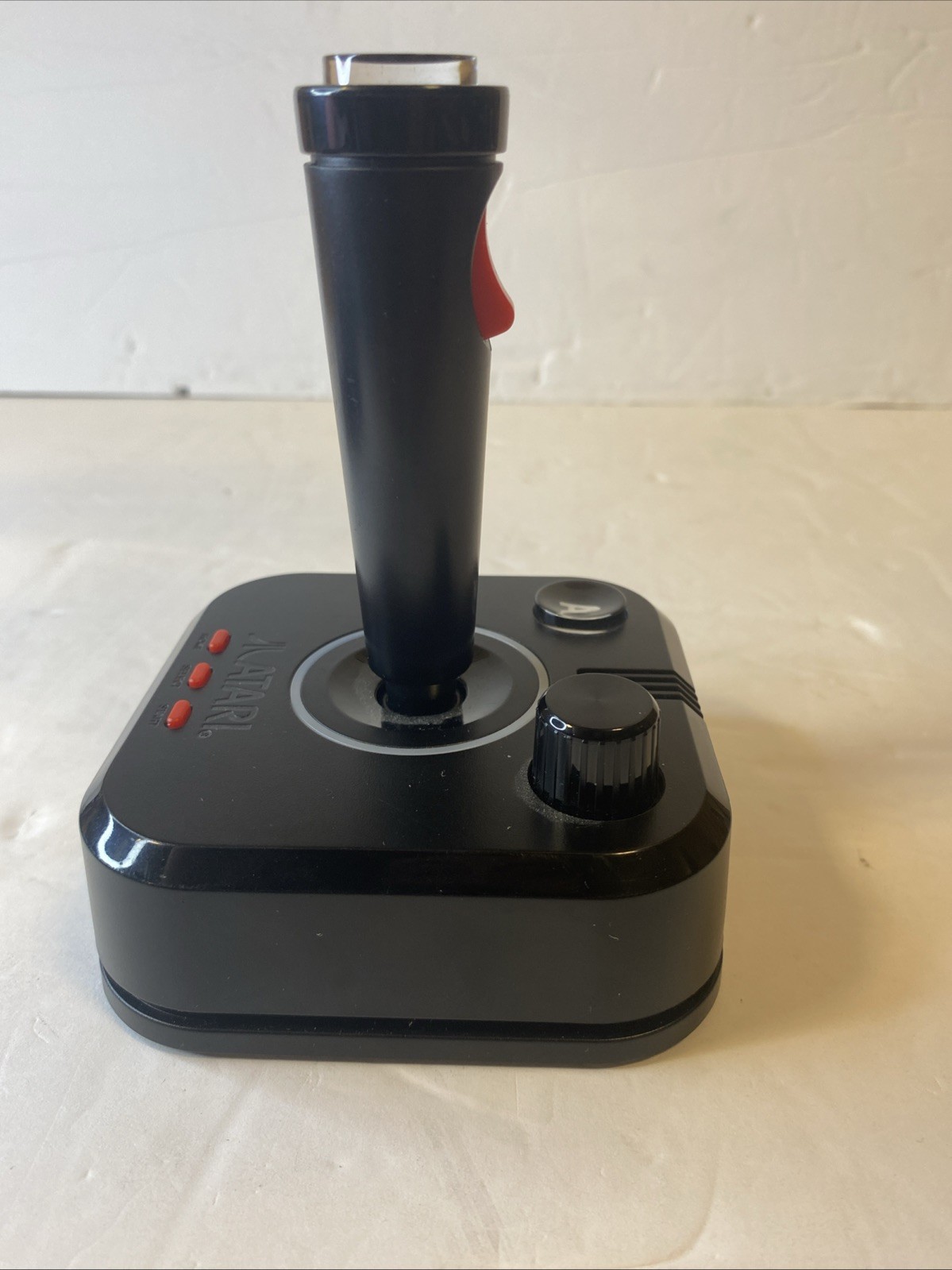 Atari Gamestation Pro DGUNL-7012 HDMI USB-C Mini Console
