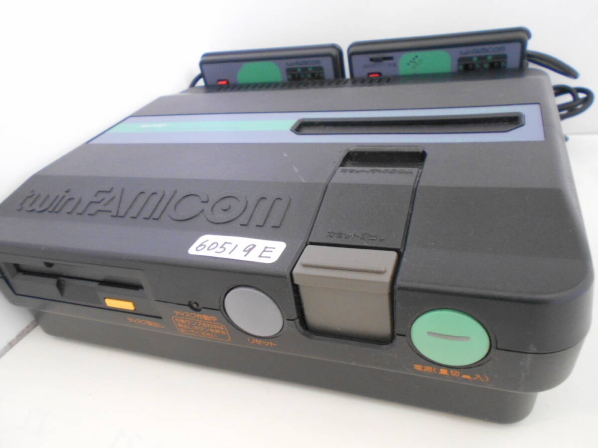 SHARP Twin Famicom Console System AN-505BK Black [Maintained Belt Replaced]