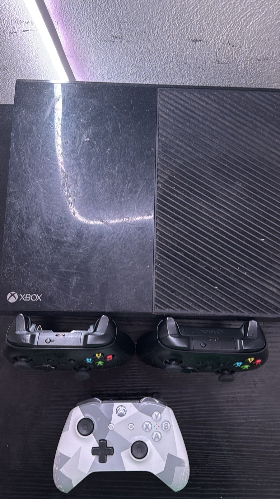 Microsoft Xbox One Black Console HDMI USB-A with Wireless Controller