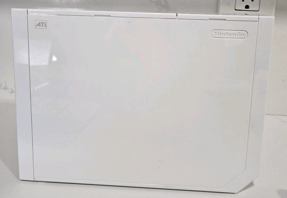 Nintendo Wii Console Bundle White RVL-001/Wii Remote And More No Power Cable