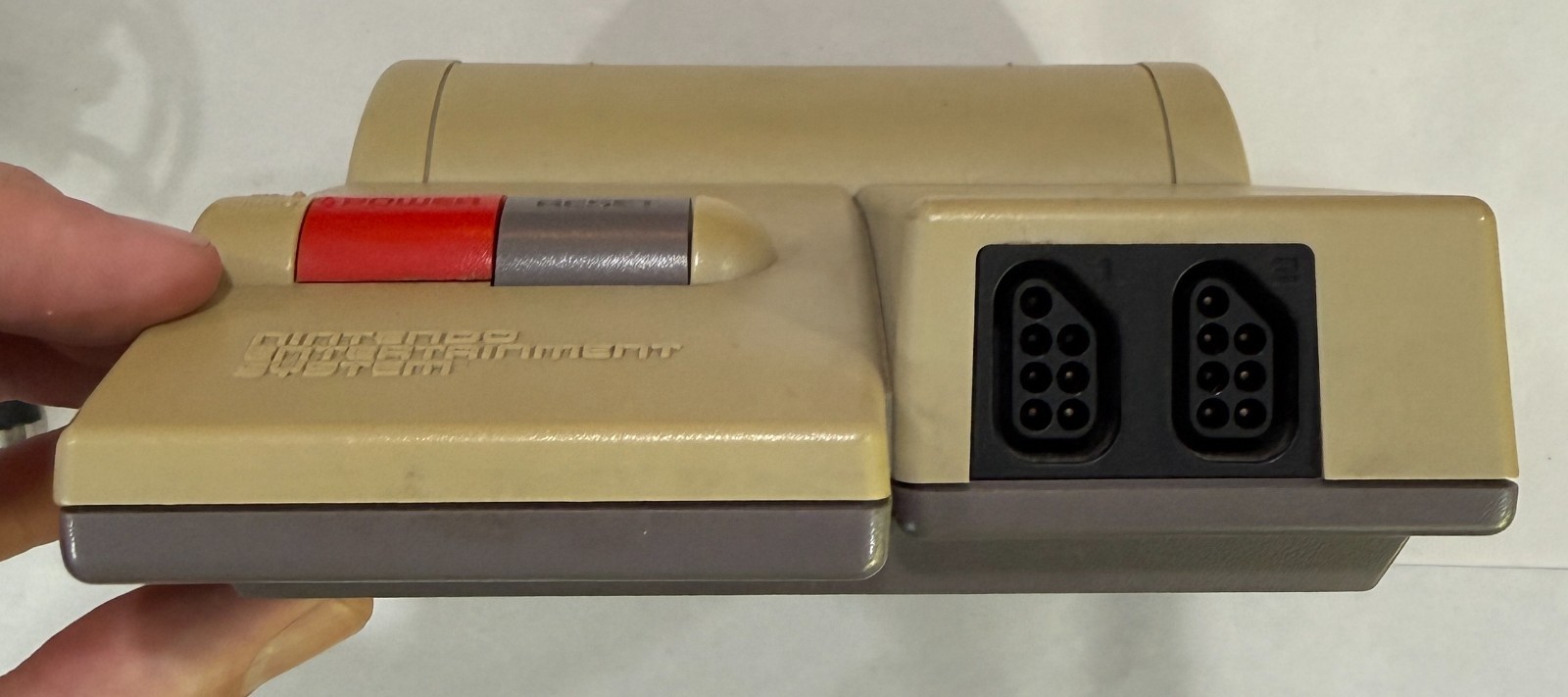 Nintendo NES-101 Top Loader – Working – Cables + Dog Bone Controllers – Deck