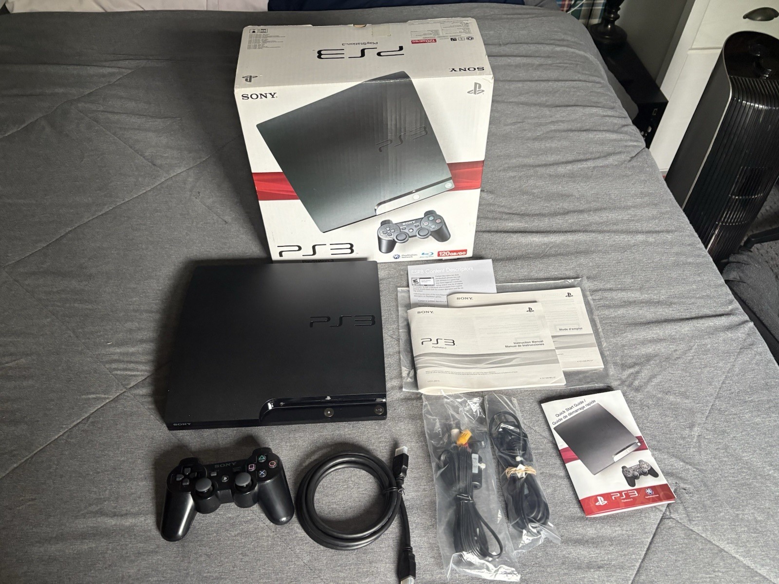 Sony Playstation 3 Slim Console 120GB – COMPLETE IN BOX- CECH-2001A Great shape