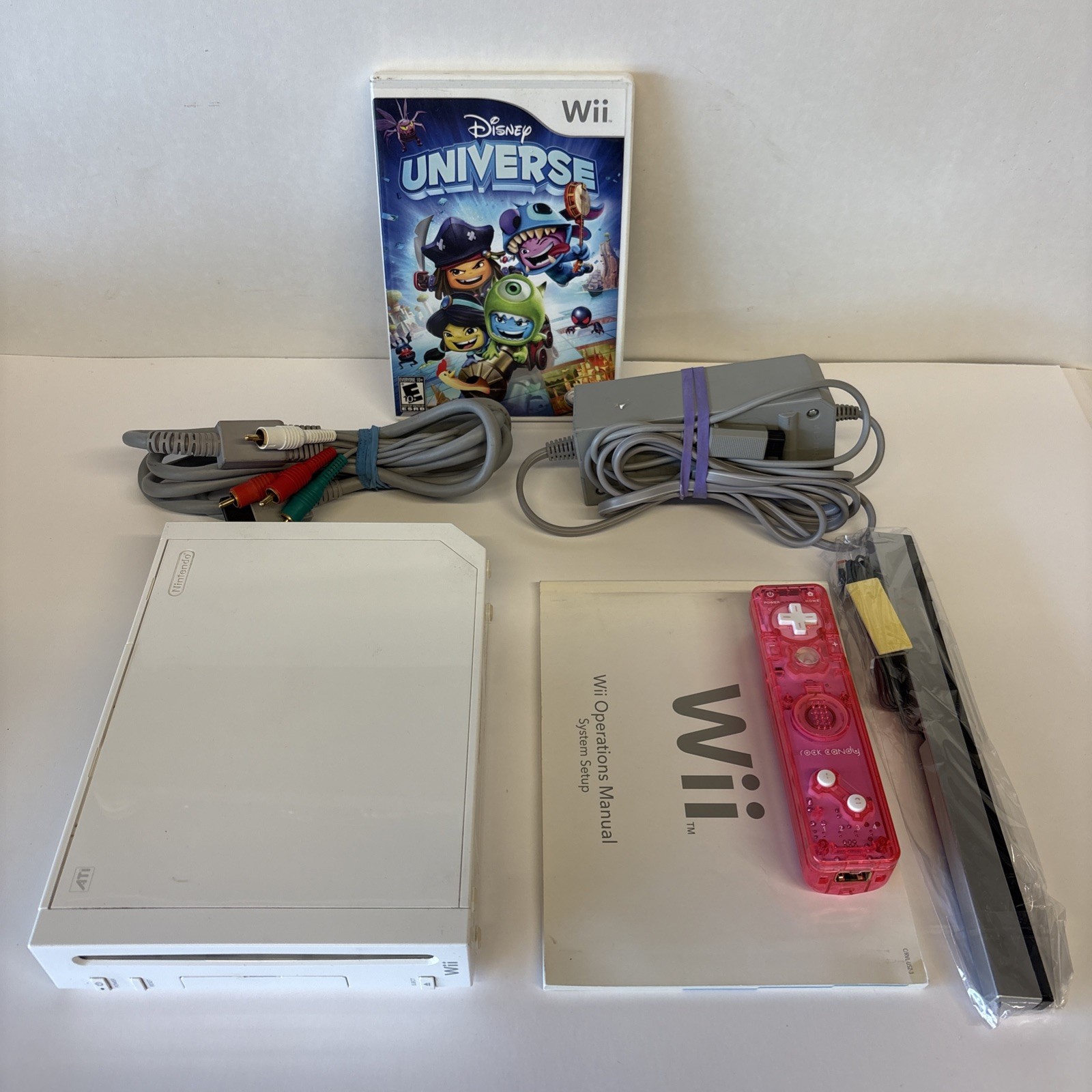 Nintendo Wii RVL-001 White Console Bundle W/Cords Controller Game Tested