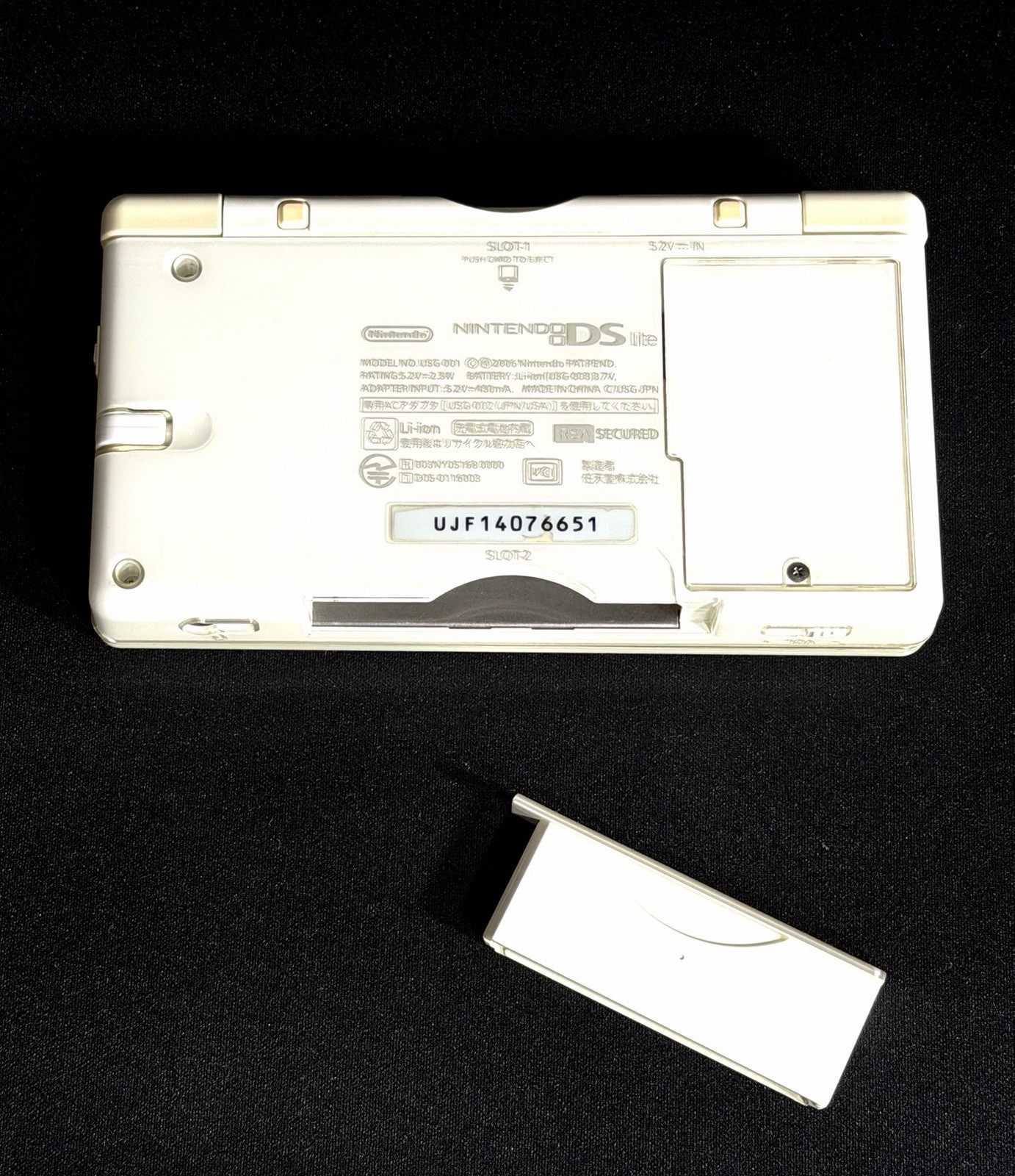 Nintendo DS Lite Handheld System Polar White USG-001 Bundle CLEAN Games/Charger