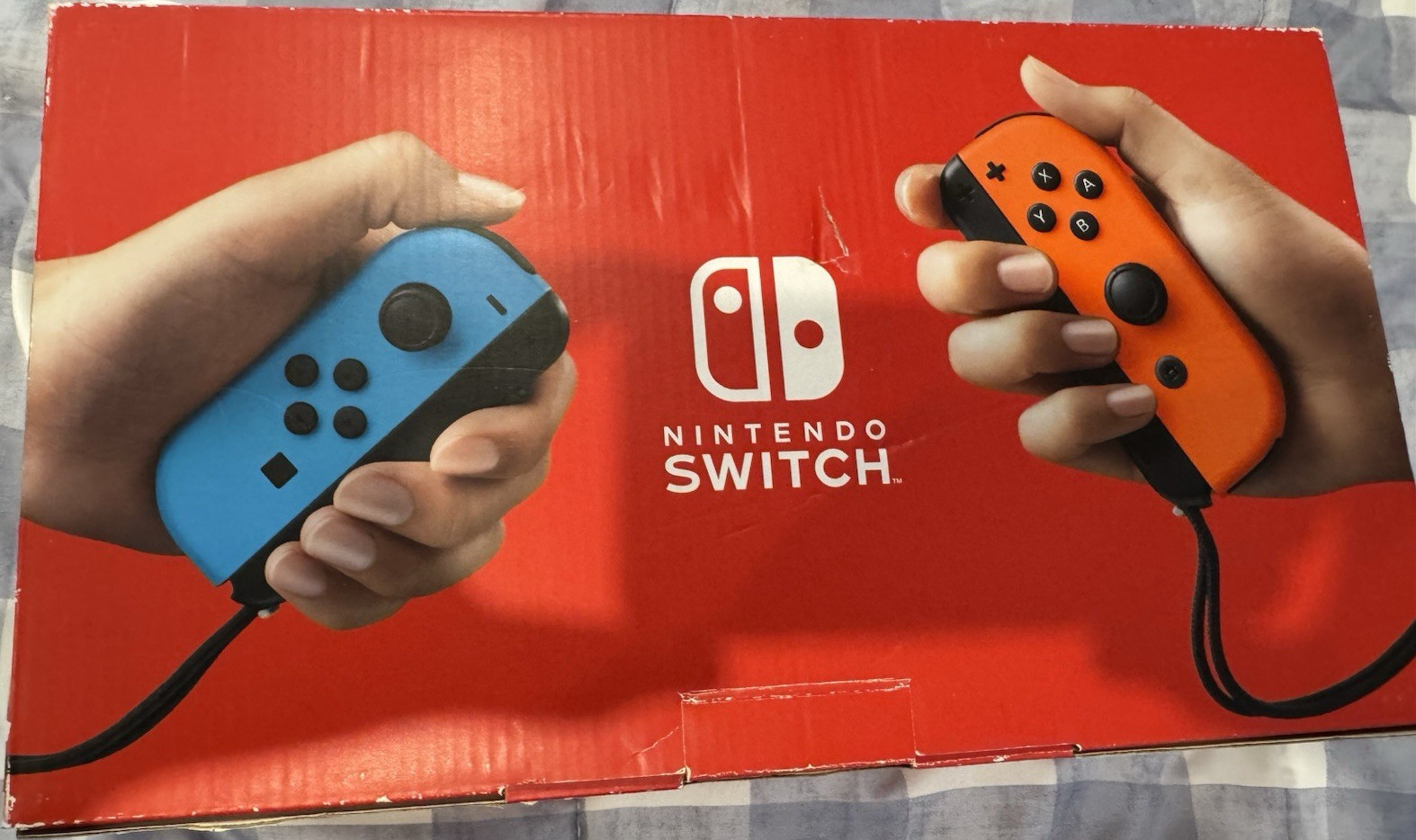 Nintendo Switch HAC-001(-01) Hybrid Console 32GB w/ Dock Red/Blue Joy-Con Box
