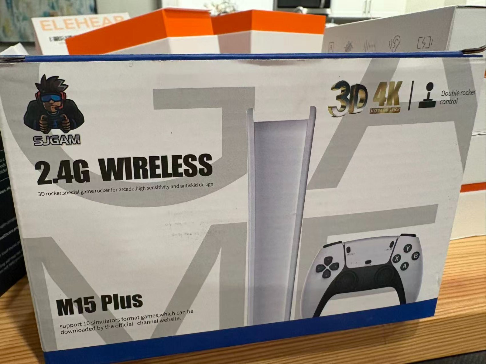 SJGAM M15 Plus 2.4G Wireless Home Console 3D Audio 4K Ultra HD Double Rocker
