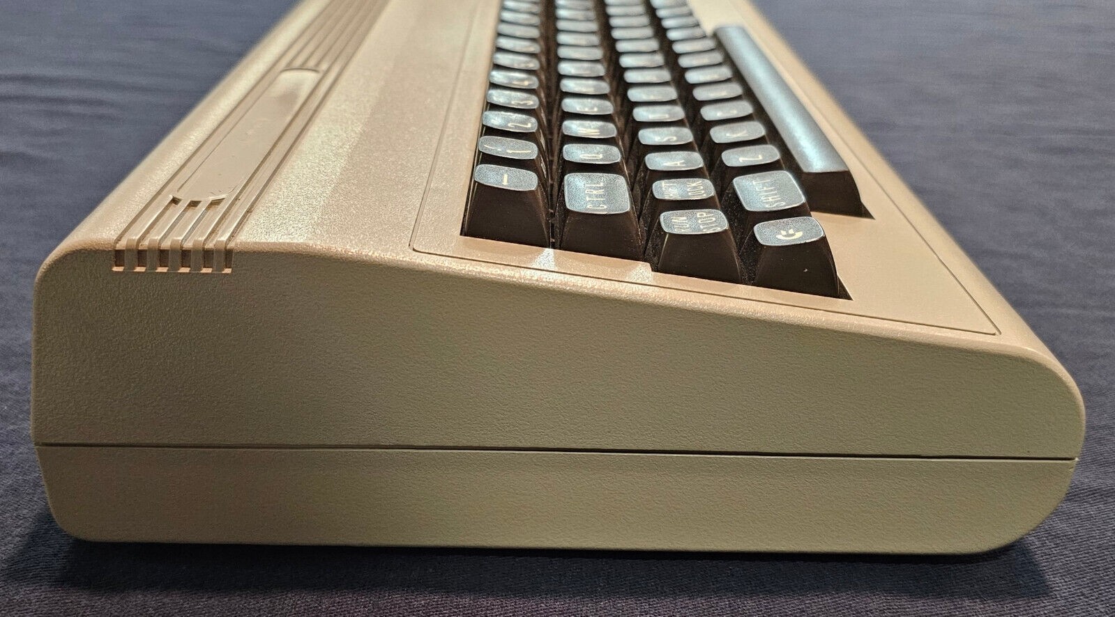 Vintage Commodore 64 Computer System – Powers On, Boots – w/PSU – READ