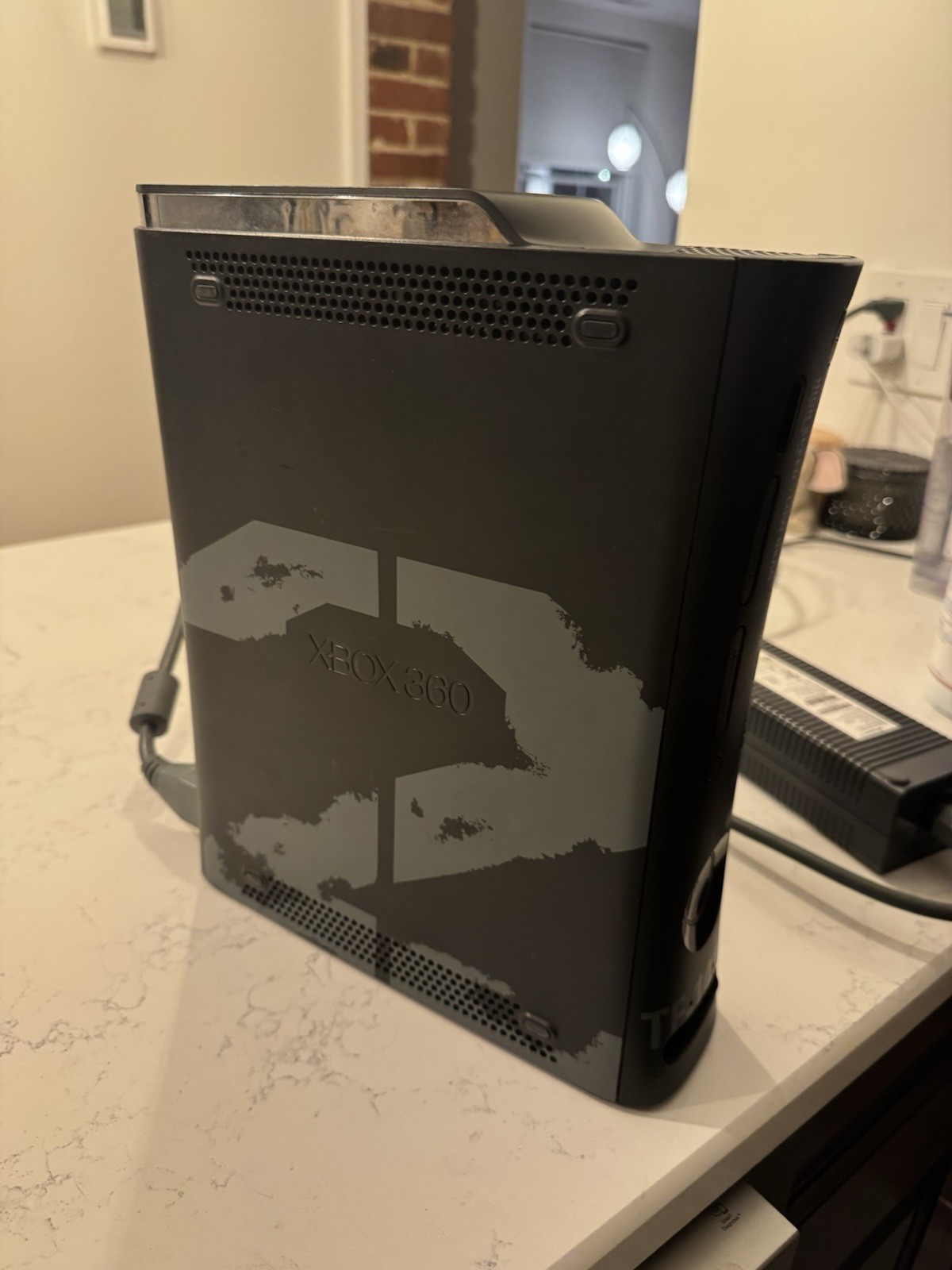 Microsoft Xbox 360 Gaming Console Modern Warefare 2 Edition NO HARD DRIVE
