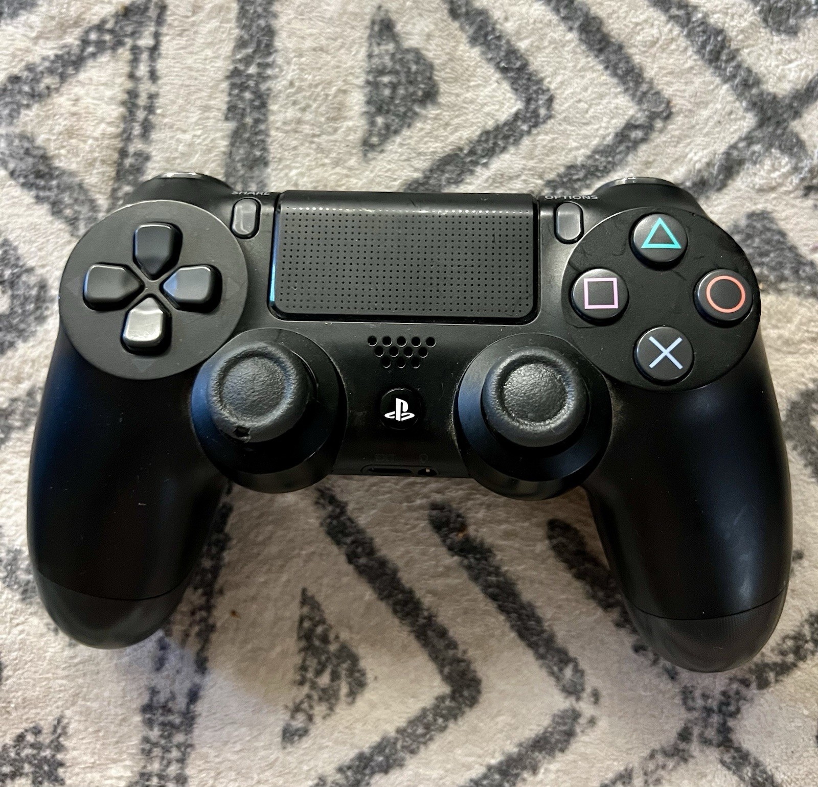 Sony PlayStation 4 Console (PS4) – PRISTINE CONDITION 💎 w/ Controller + Wires