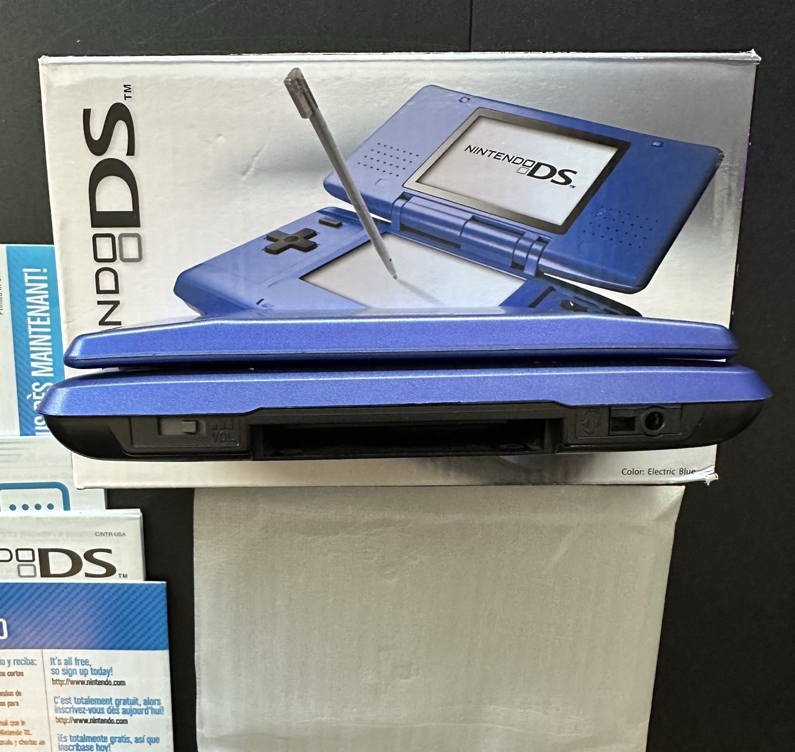 CIB Electric Blue Nintendo DS Handheld Console System Inserts Box Manual Stylus