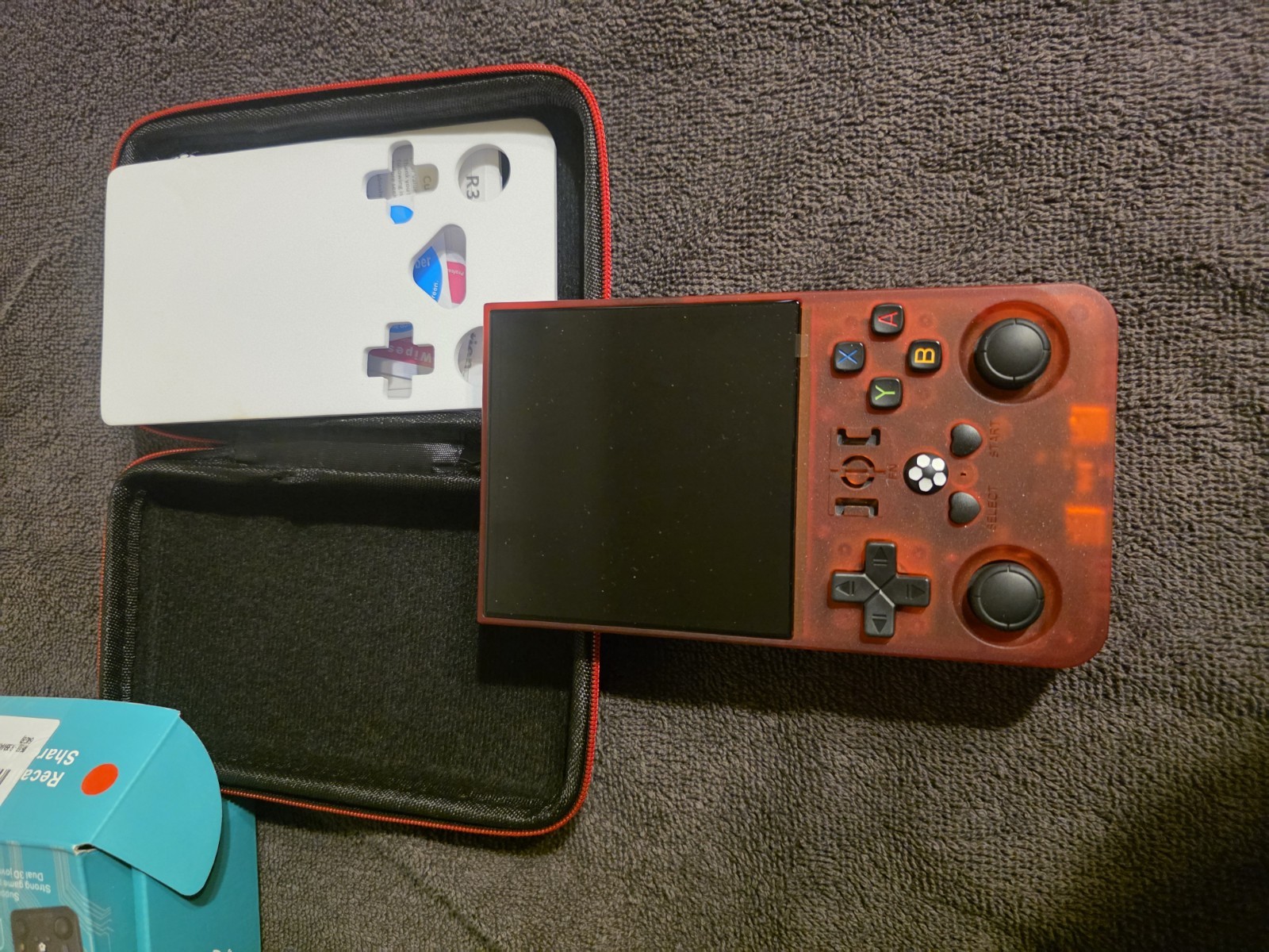Open Source Console Model R36 Max Handheld Game Console