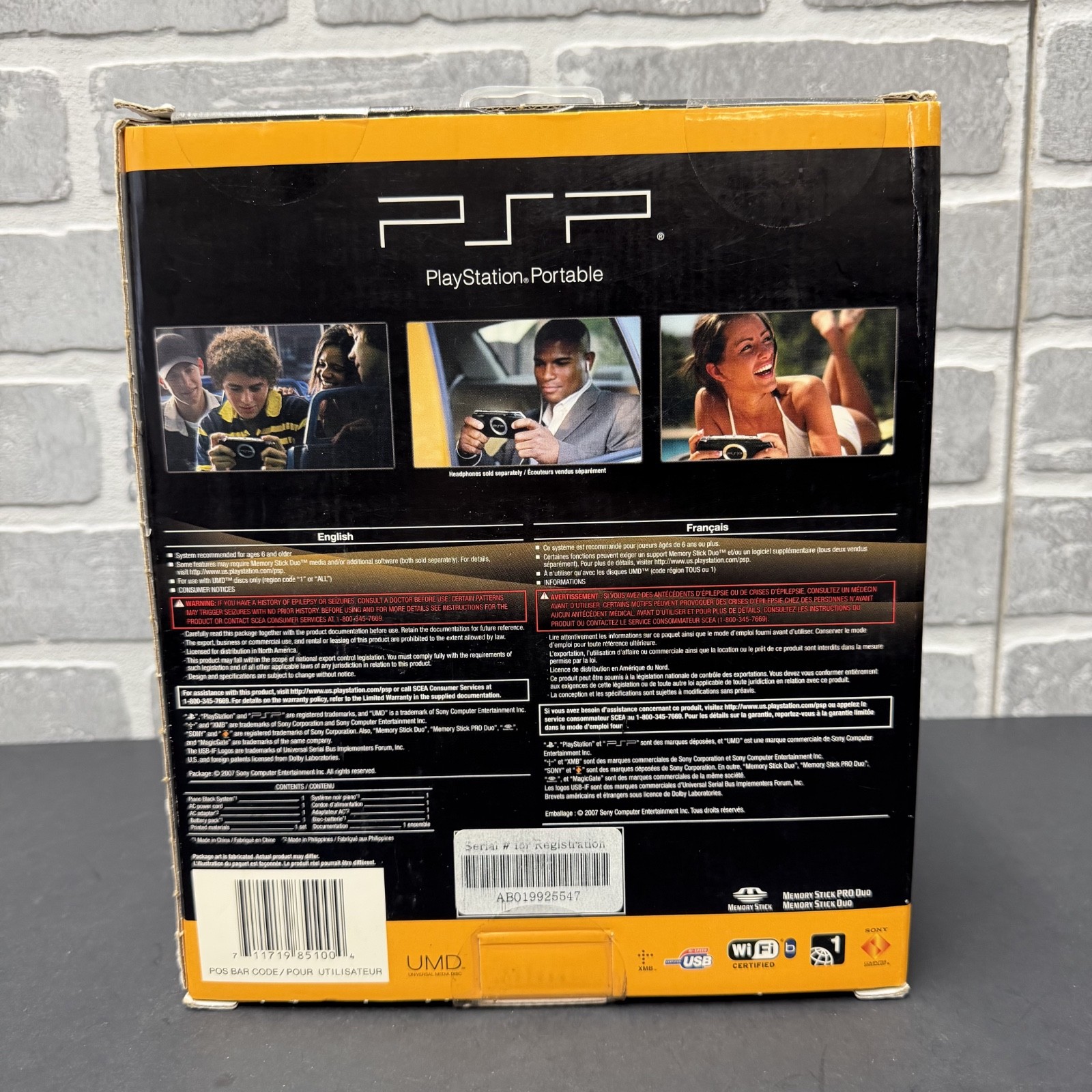 Sony Playstation Portable PSP 2000 Handheld System Piano Black NEW SEALED