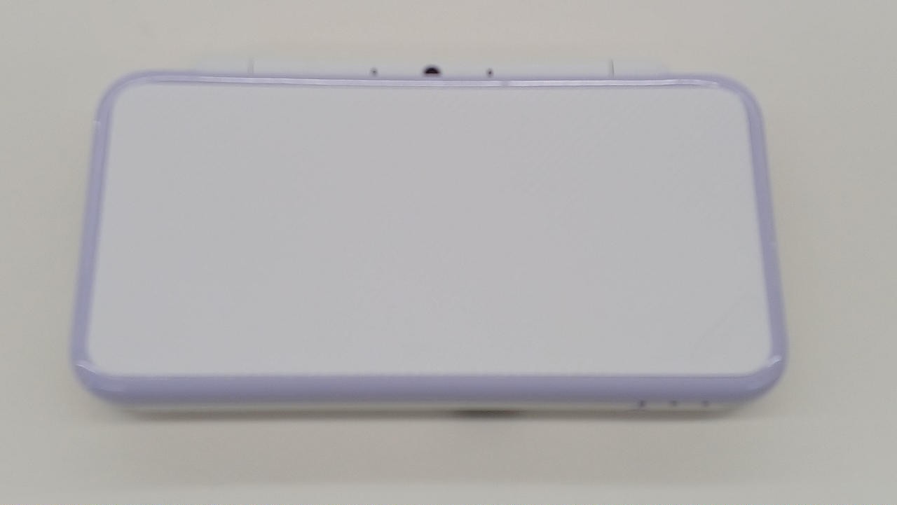 2DSLL Model JAN 001 NINTENDO