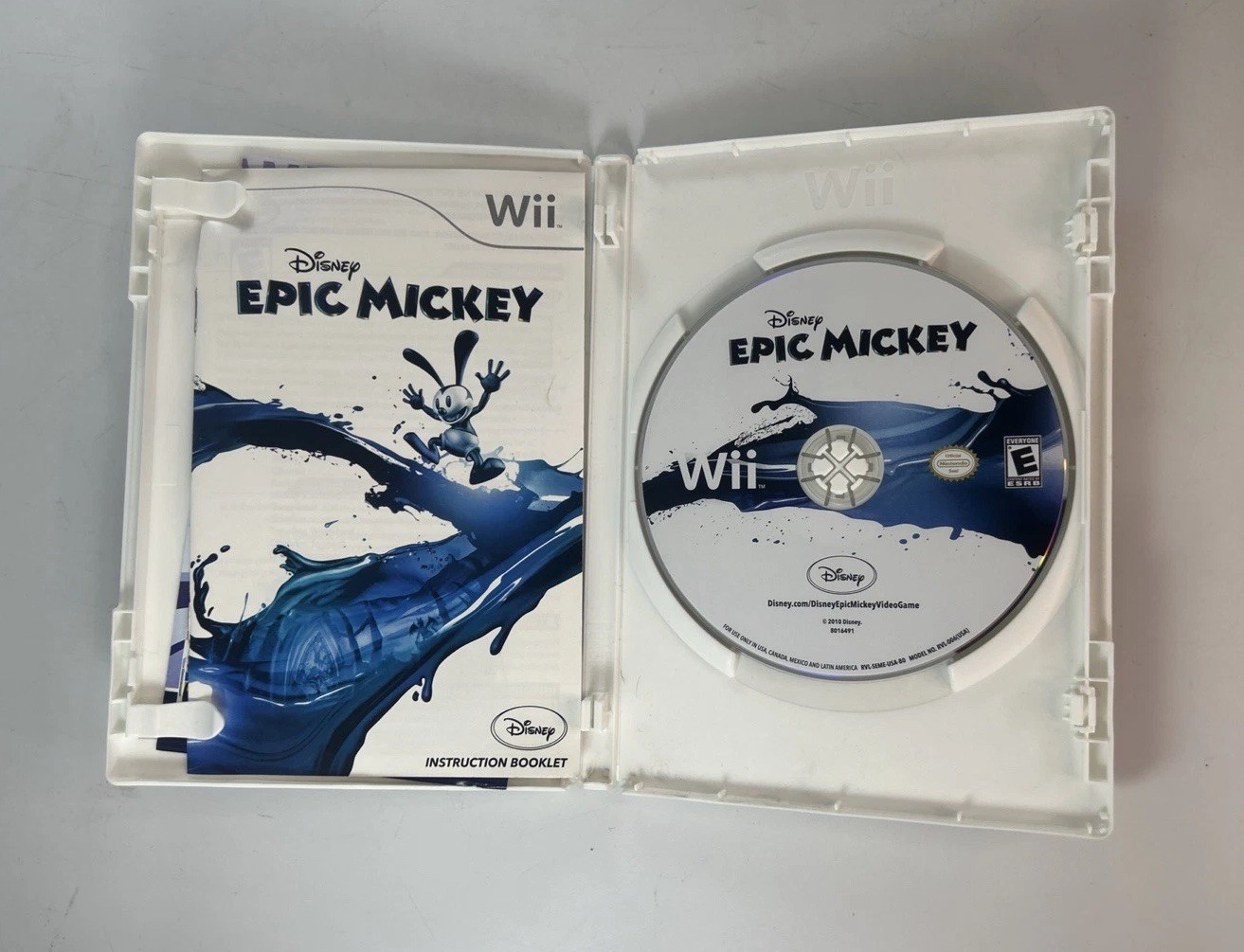 Wii RVL-001 Console Bundle Motion Plus & Hidden Mysteries Titanic Game TESTED