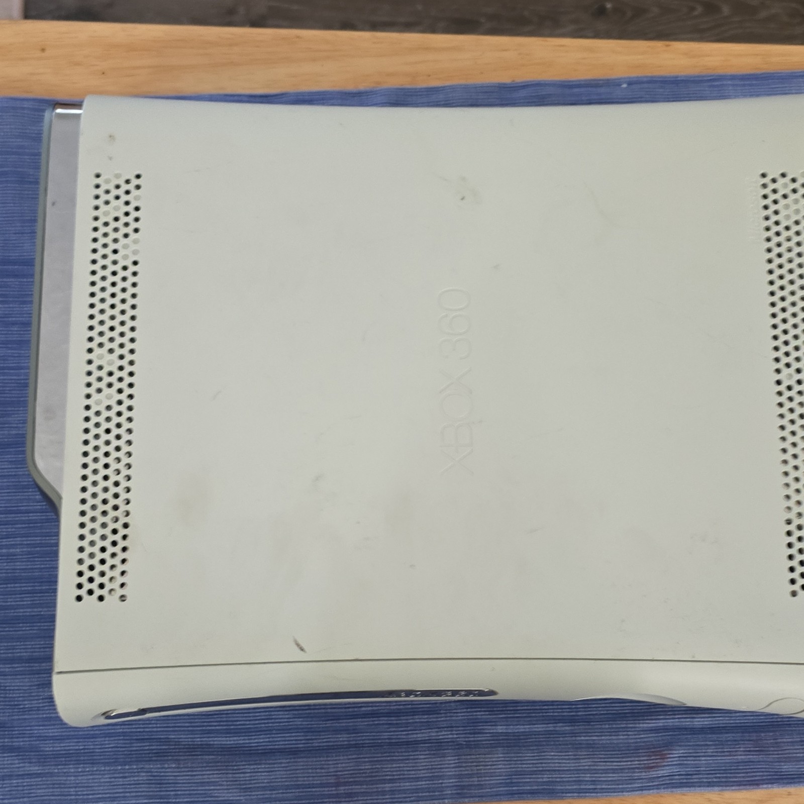 Microsoft Xbox 360 White Home Console 20GB 2006 Model 1462 NTSC-U/C