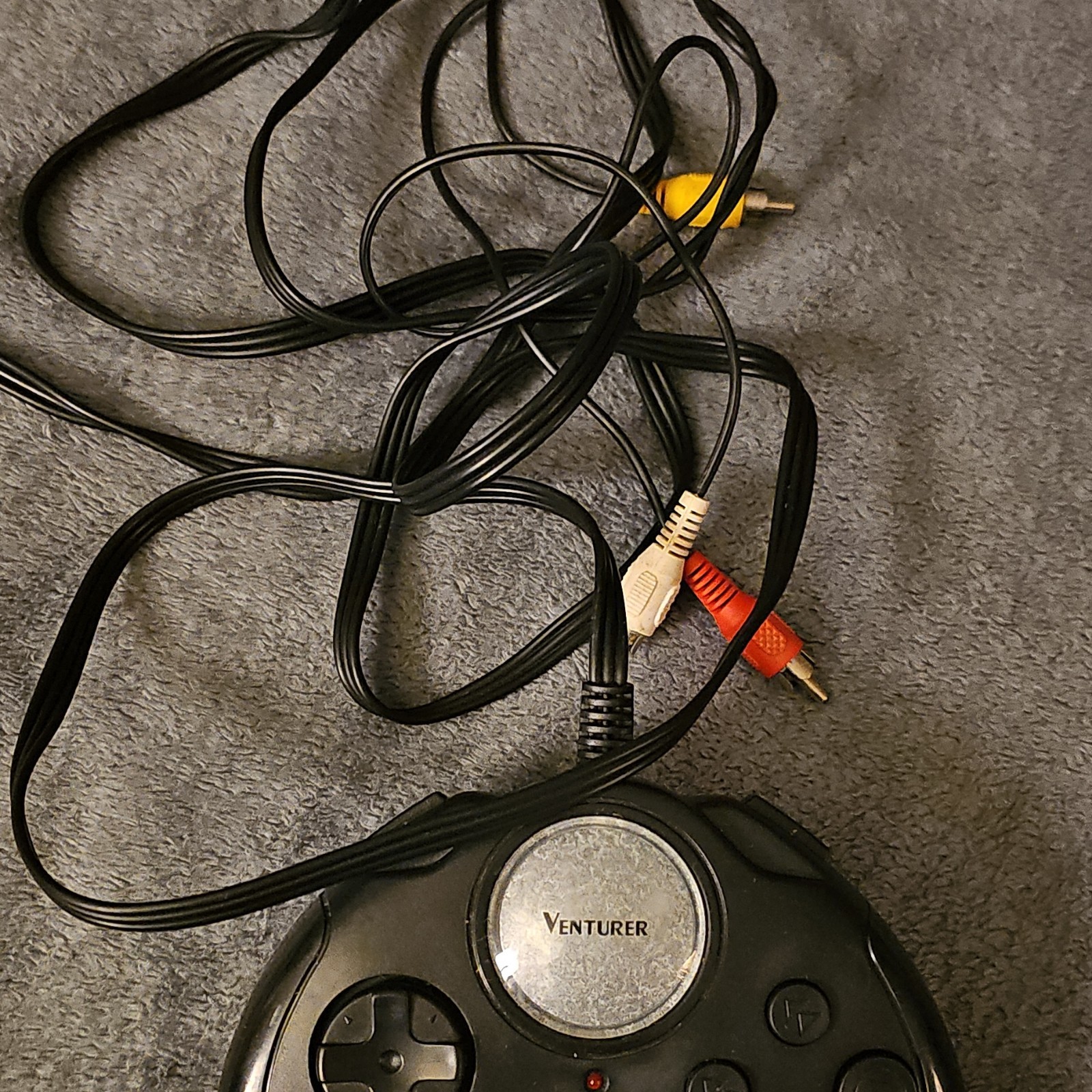 Venturer Plug & Play Handheld System Black Composite RCA Reset Button -UNTESTED