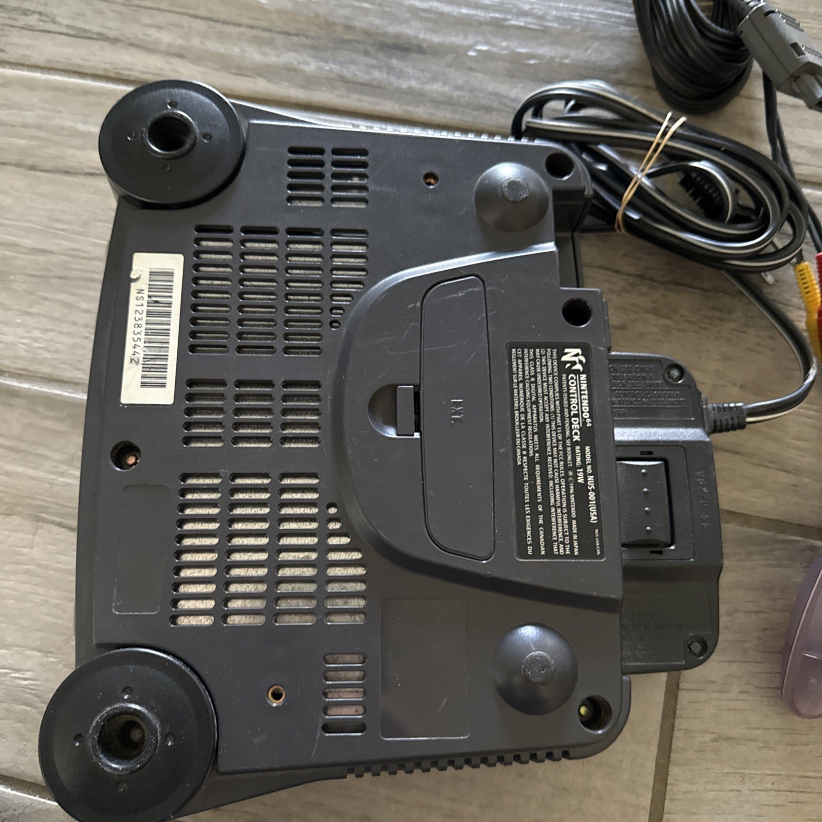 Nintendo 64 N64 Original System Console With 1 Original Controllers & Hook Ups
