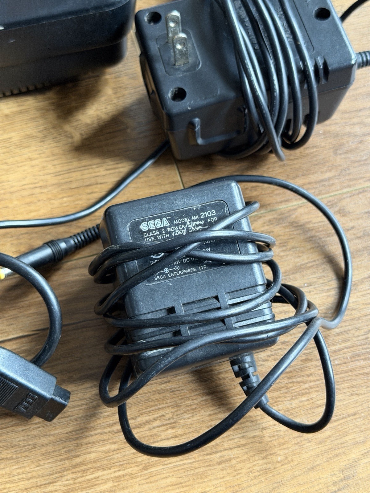 Sega Genesis Model MK-4102A 16-bit Console & Sega CD FOR PARTS CHECK DESRIPTION