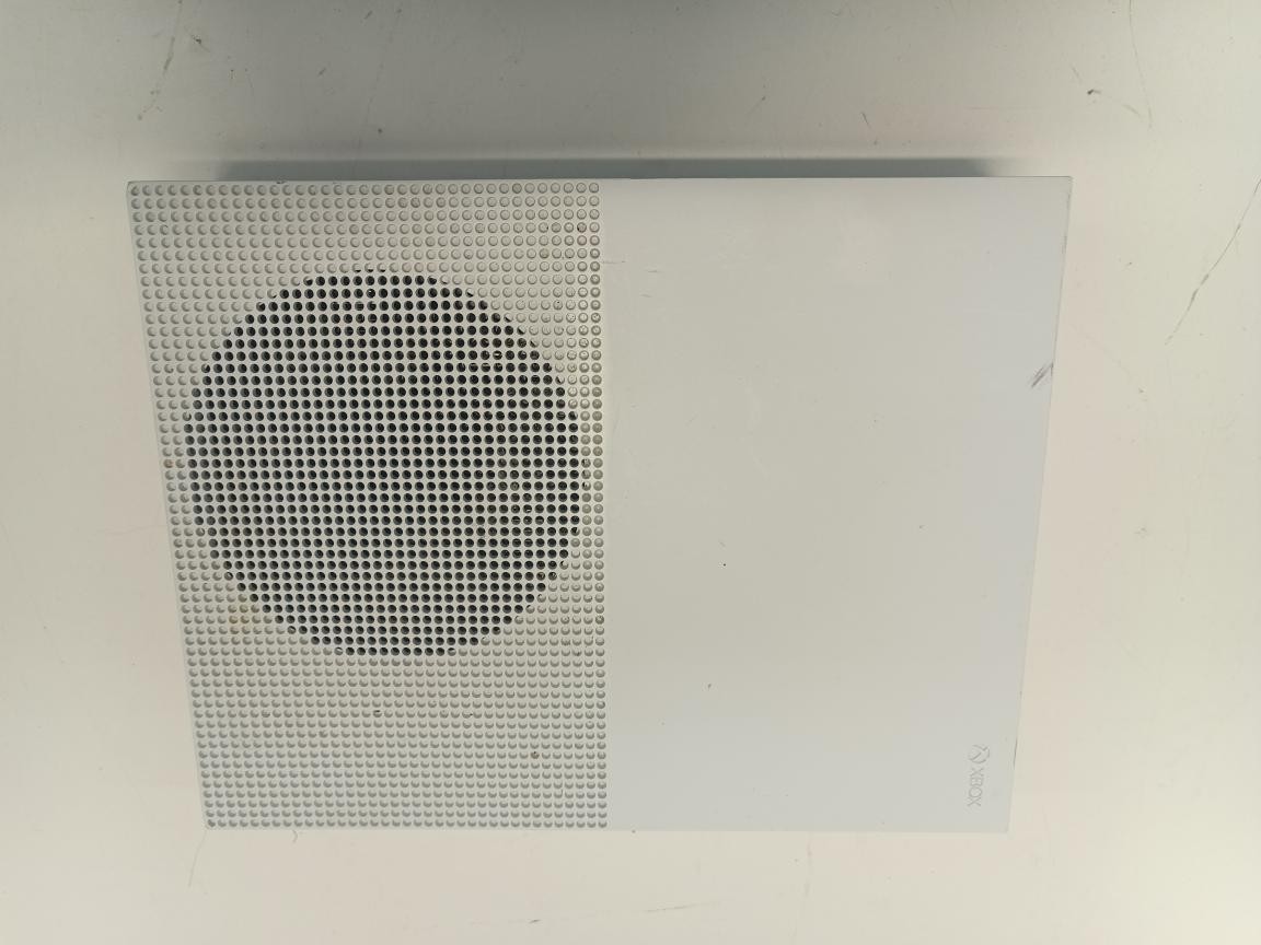 PRE OWNED MICROSOFT XBOX ONE S – CONSOLE – 500GB – 1681 (P23016999)