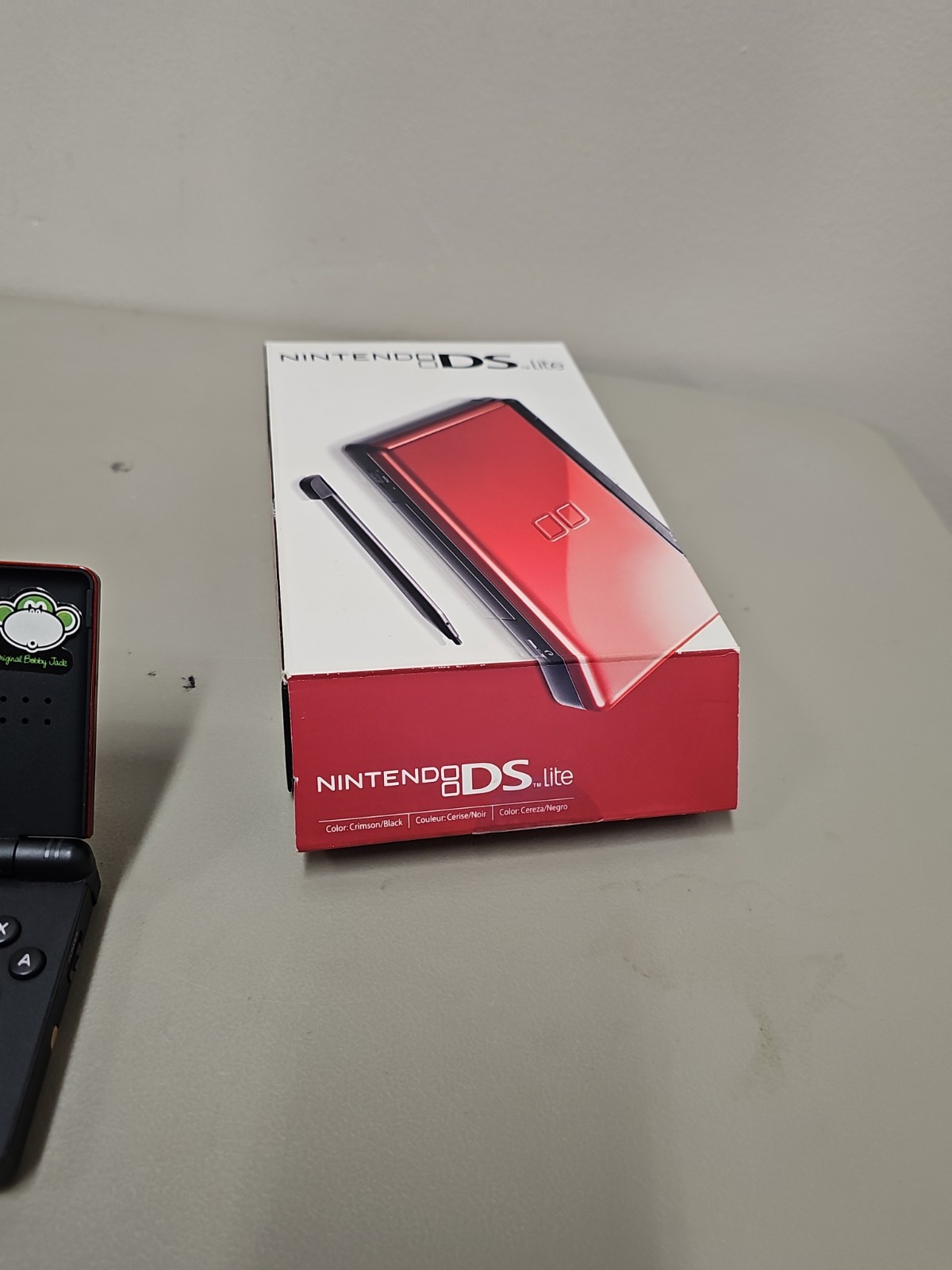 Nintendo DS Lite System Red/Black Console With Box Not Working