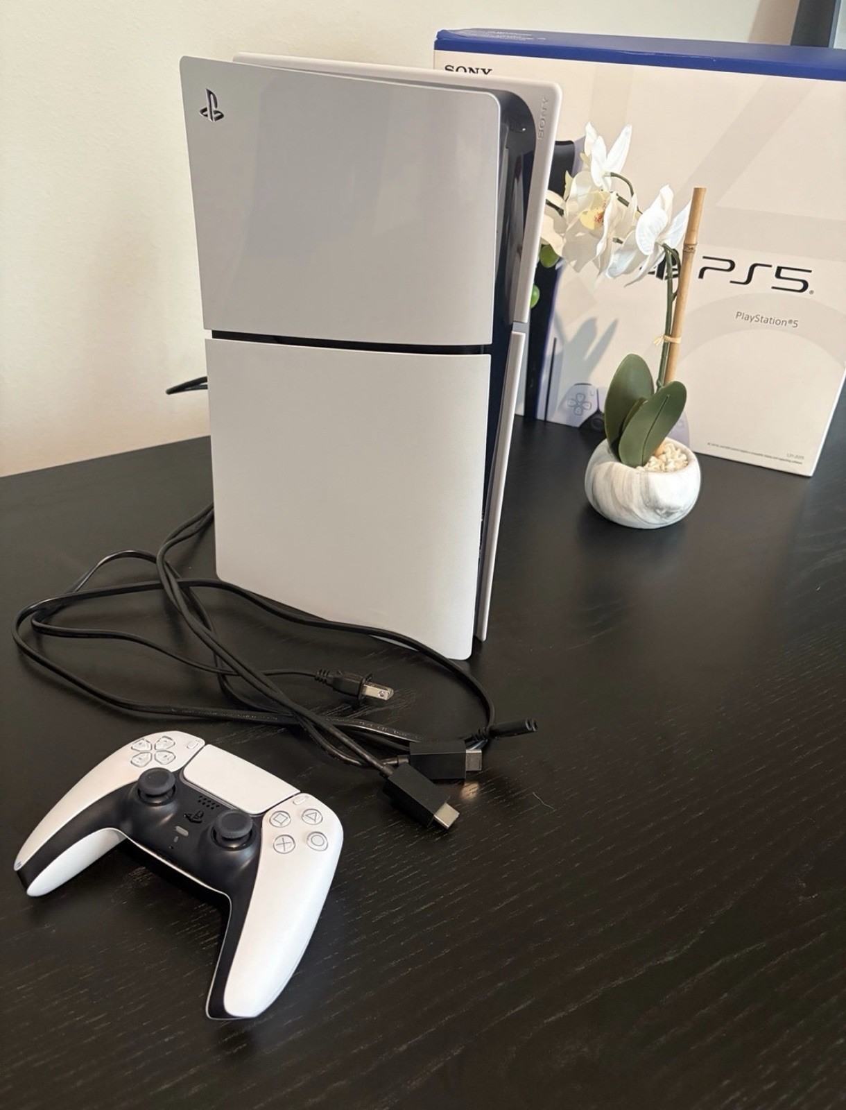 PS5 Disc Edition – Excellent Condition – Ready To Play