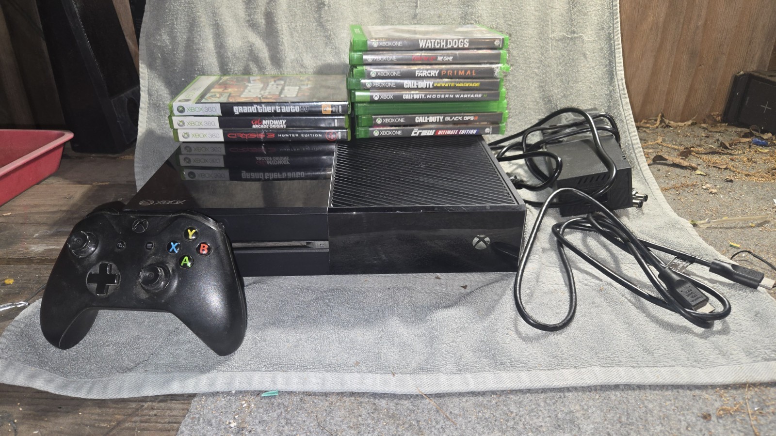 Microsoft Xbox One 1540 500GB Console – Black With 10 Games And Controller