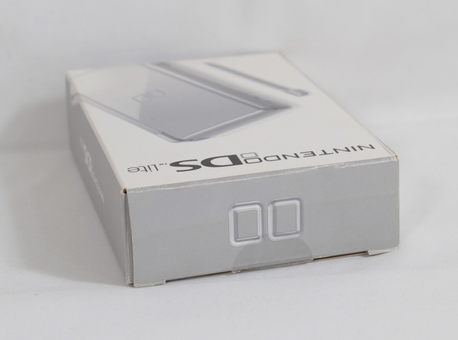 Nintendo DS Lite Handheld System Silver Never Used Never Played UNUSED/NEW COND.