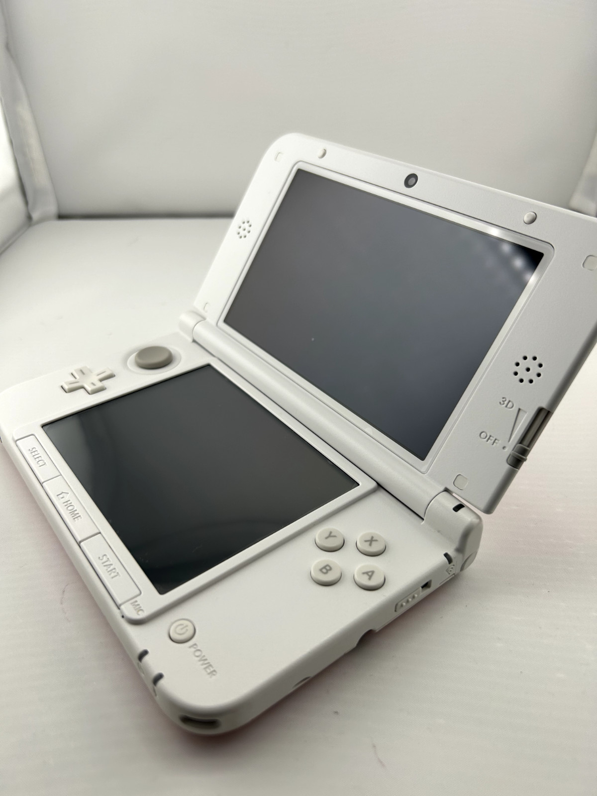 [S-rank] Nintendo 3DS LL XL console White with Charger/Stylus Region is Japan