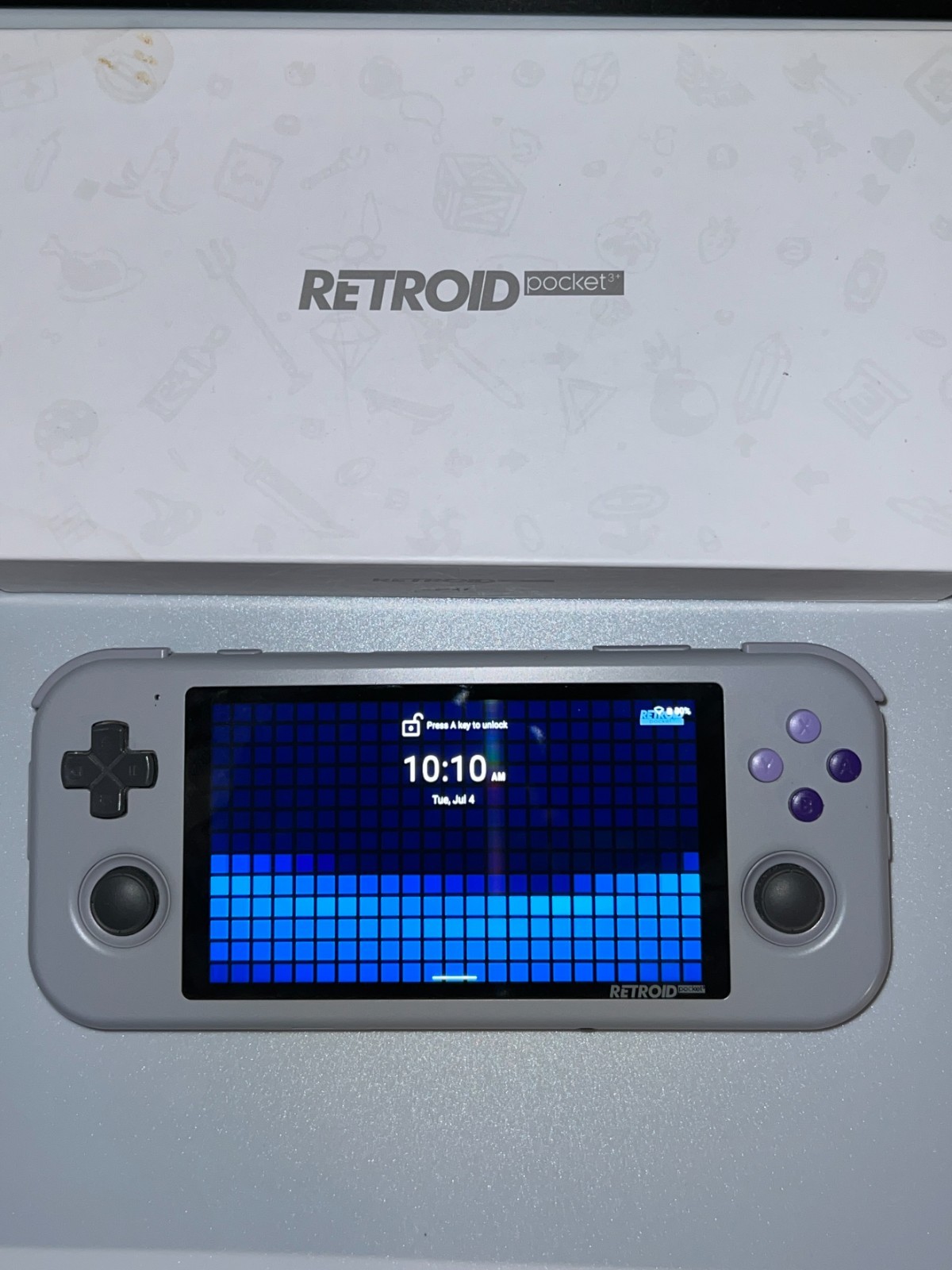 Retroid Pocket 3 + Plus Handheld Gaming Console Retro Grey 16 BIt