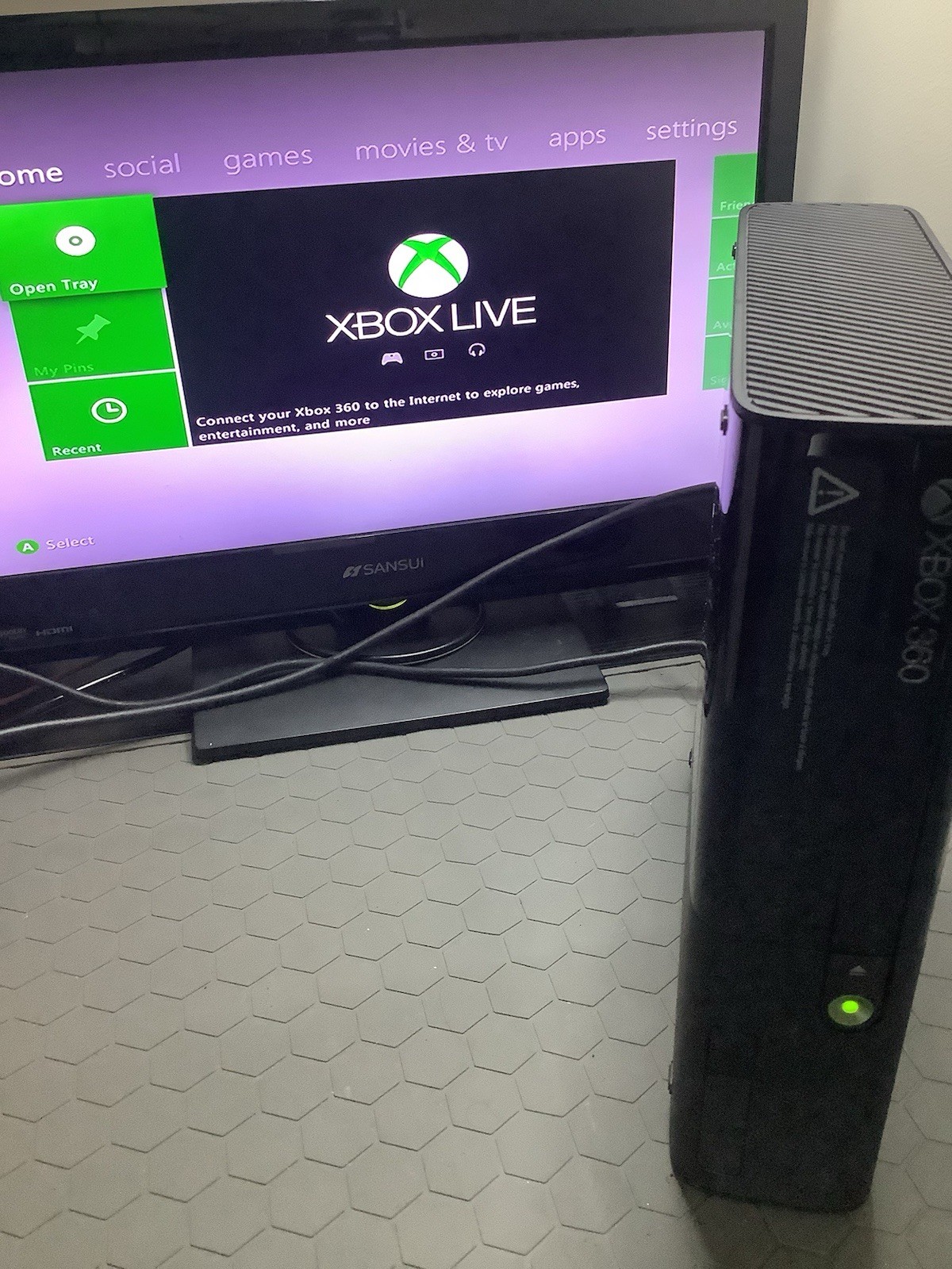 Microsoft Xbox 360 E Corona 4GB Console Tested & Serviced No HDD No PSU