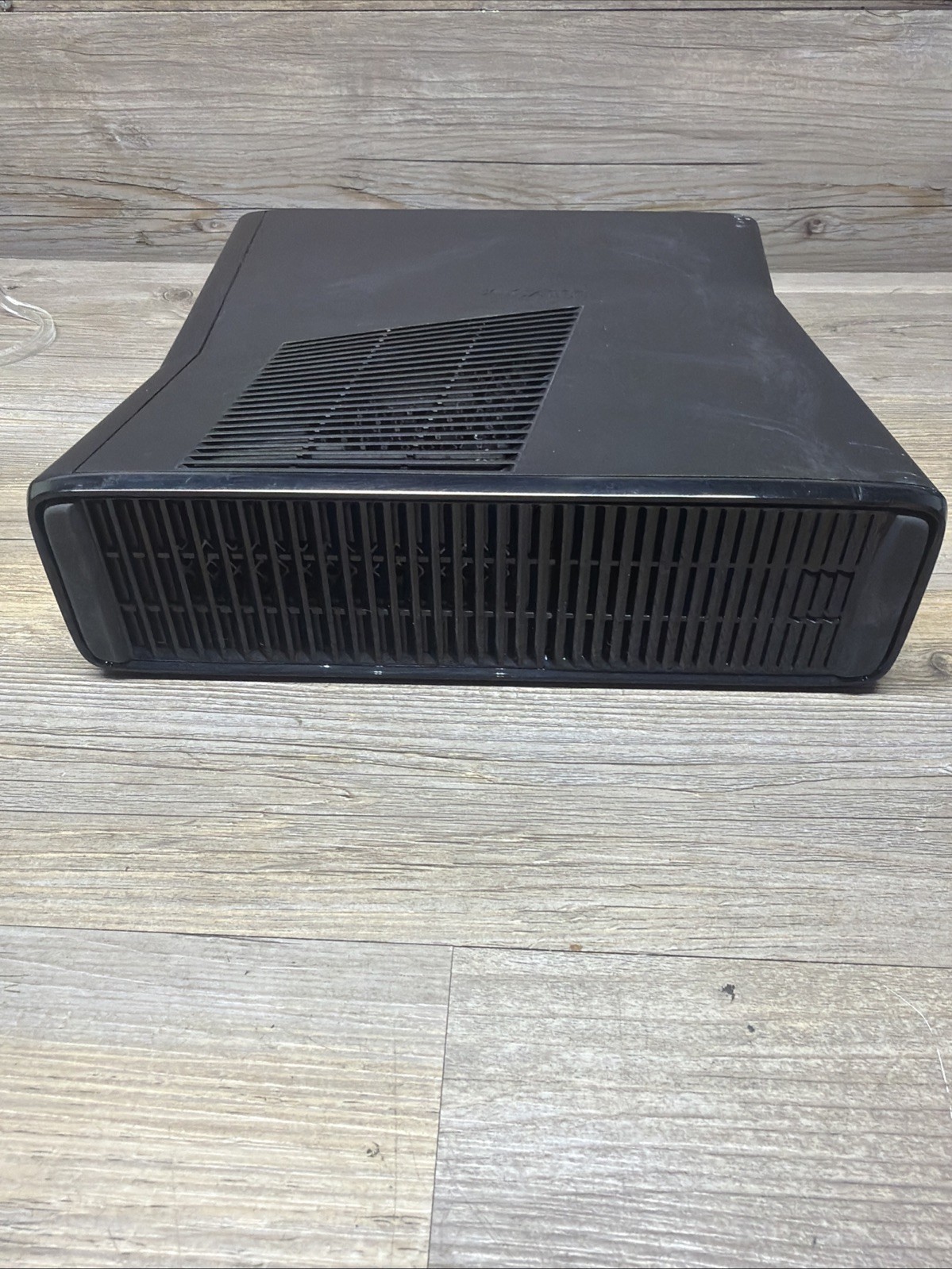 Microsoft Xbox 360 S Black Console Model 1439 Console Only FOR PARTS OR REPAIR
