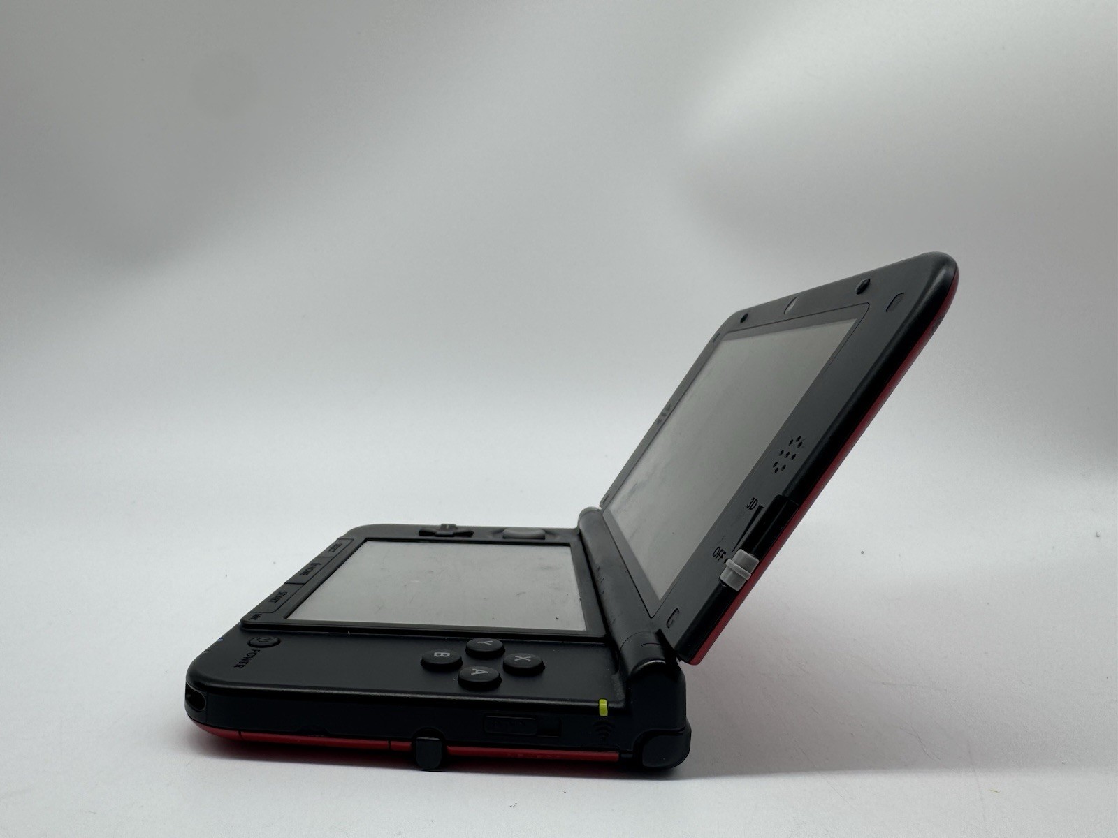 Nintendo 3DS XL Red/Black Handheld System SPR-001 Wi-Fi NTSC-U/C (US/CA) Tested