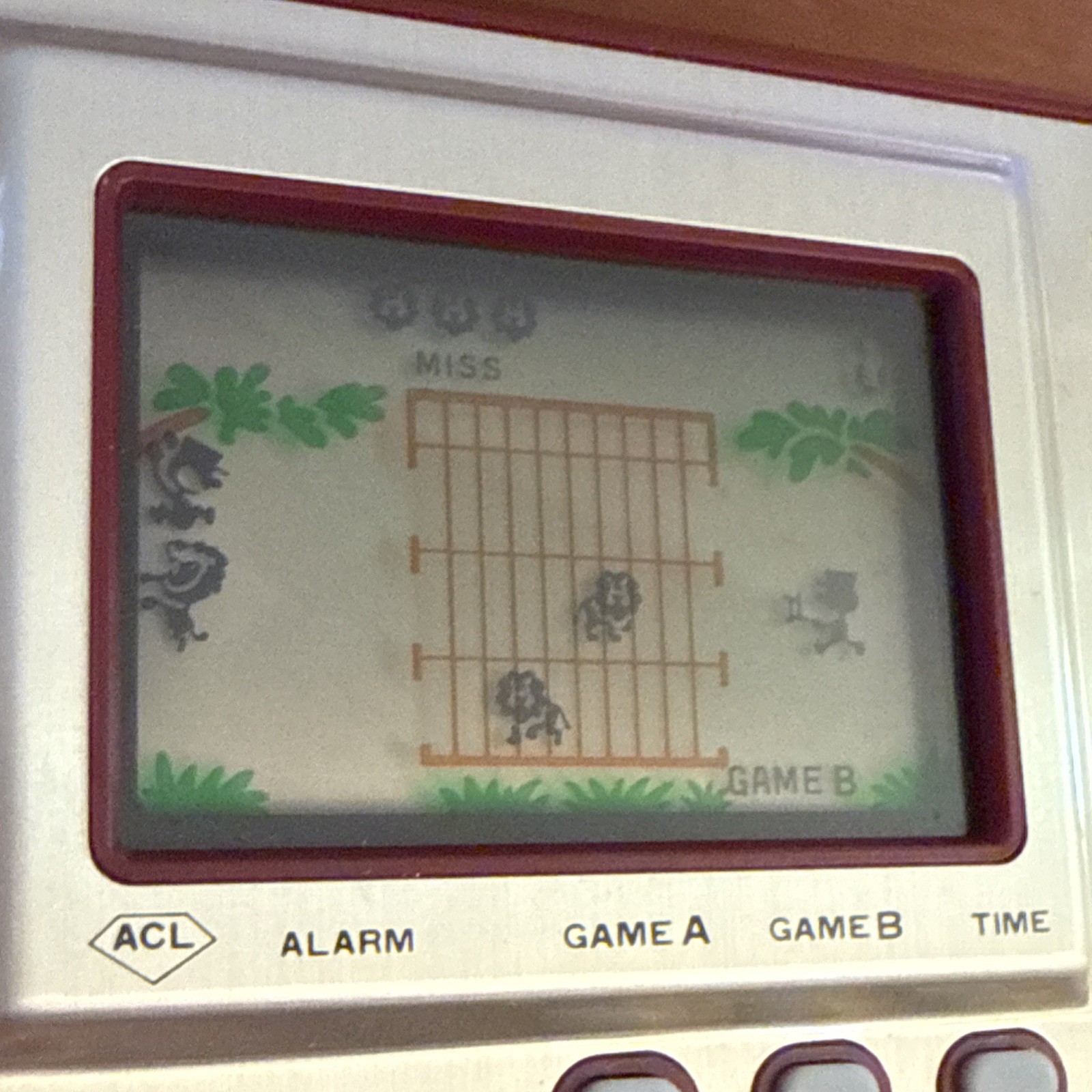 Nintendo Game & Watch LION LN-08 Gold Series 1981 With Box Working