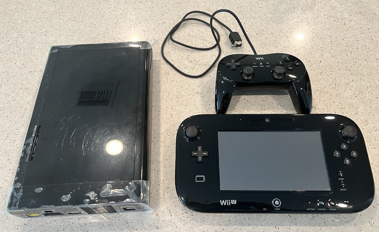 Nintendo Wii U 32GB Deluxe Black Console Bundle – EUC w/ Factory Plastic