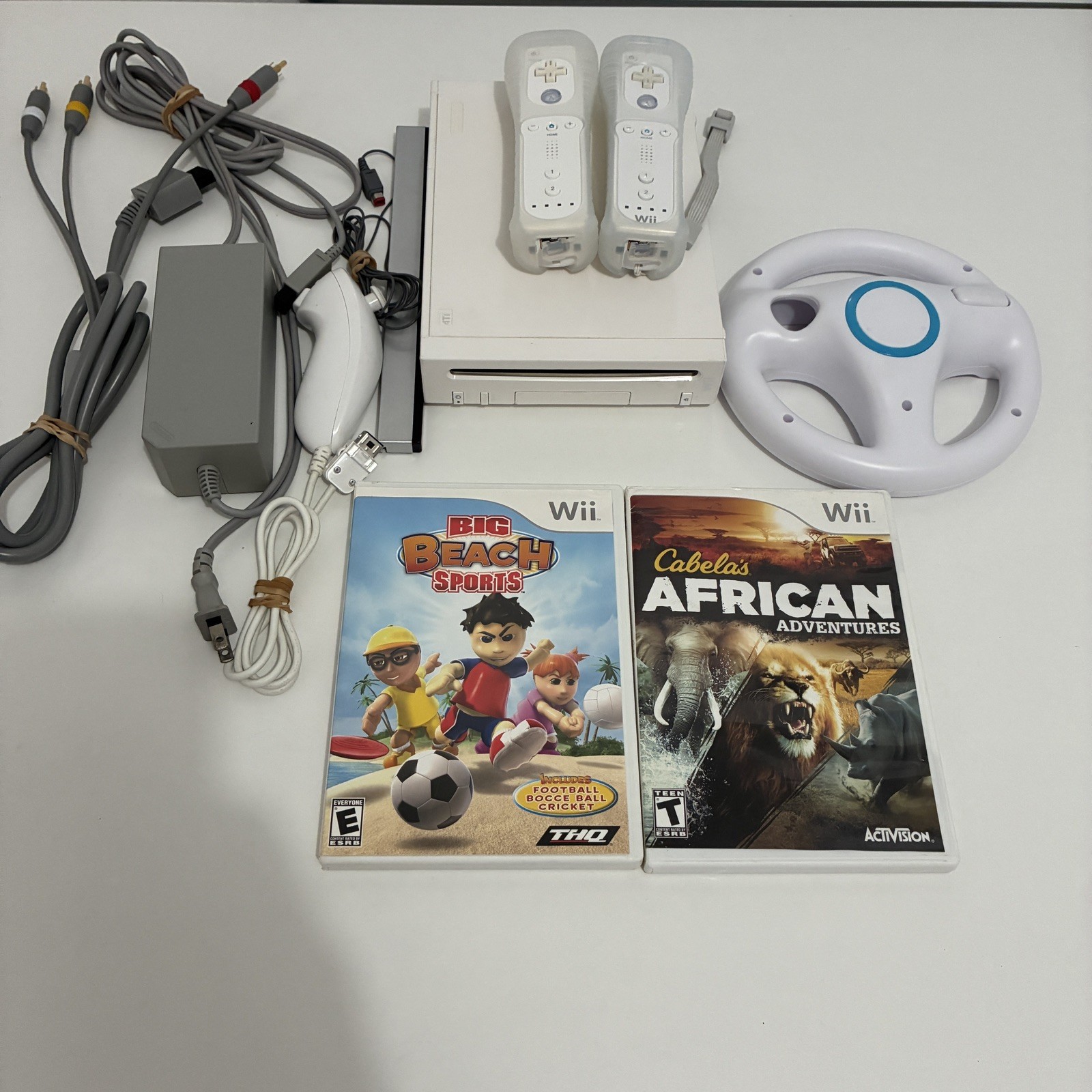 Nintendo Wii White Console Bundle RVL-001 Tested W/ Cords Controller & Nunchuck