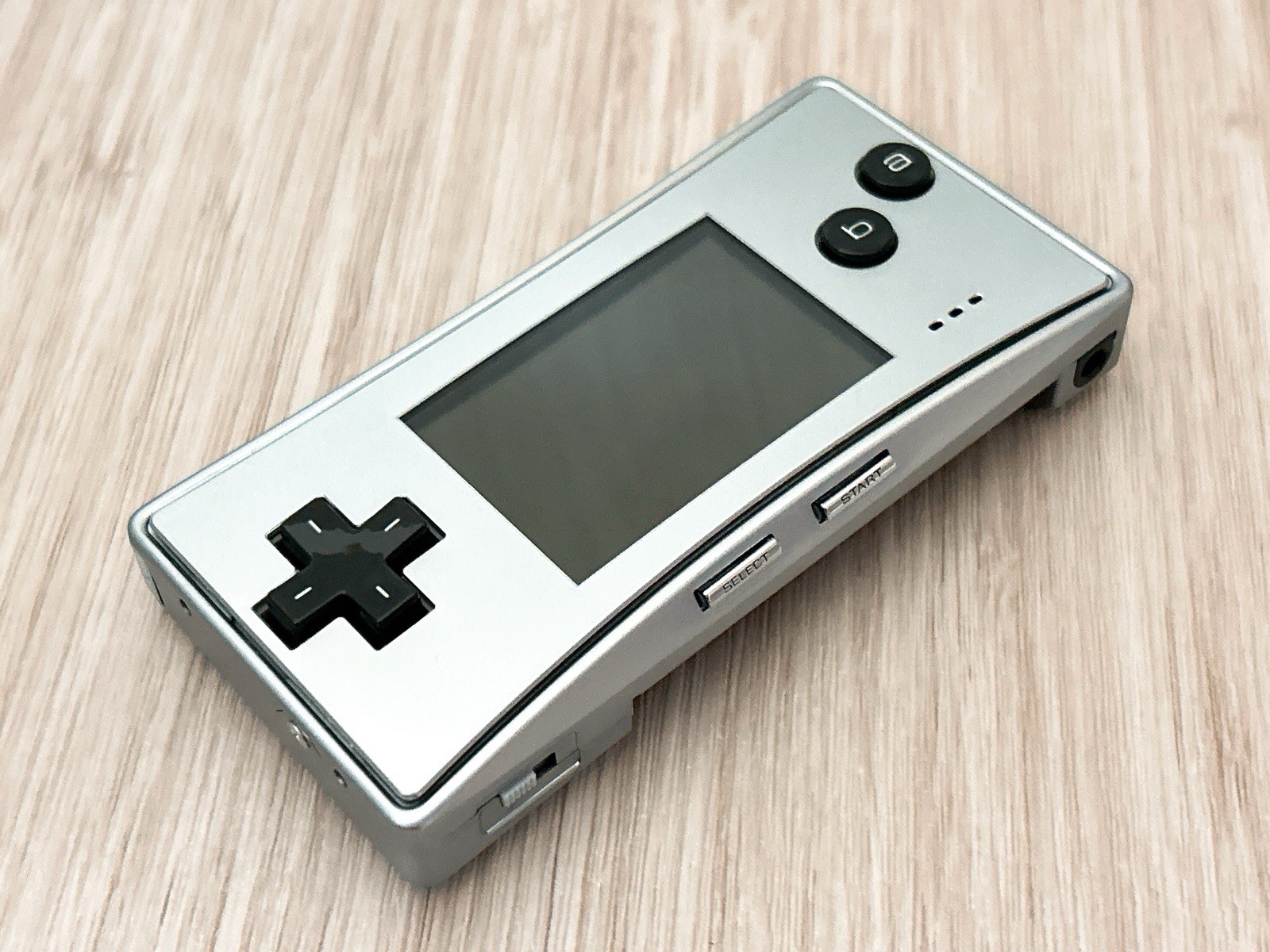 Nintendo GameBoy Micro Silver Console Complete in Box CIB – Near Mint