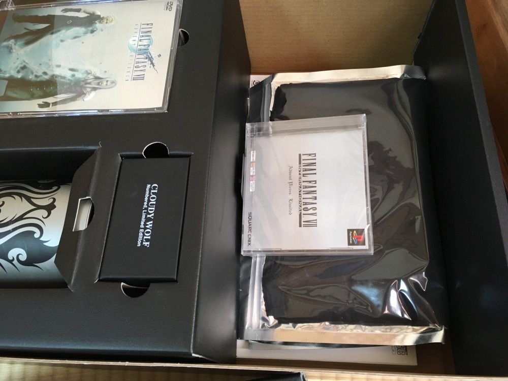 Final Fantasy VII Advent Children Adbent Pieces Limited Cloud figure PS FF7 BOX