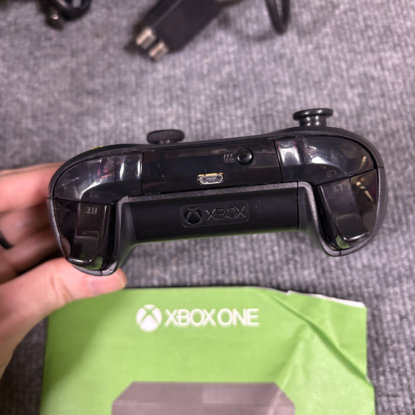 Xbox One 1 TB Black Console System Controller Cables Model 1540 Tested Works
