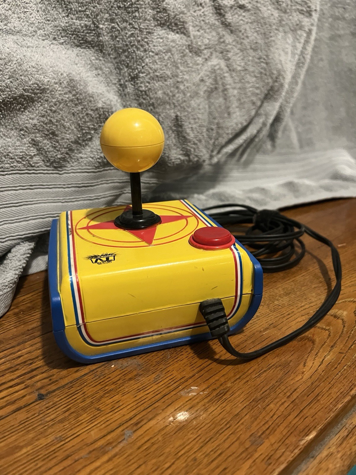 Namco Pac-Man Plug & Play Microconsole Yellow Blue Red Composite RCA TV Console