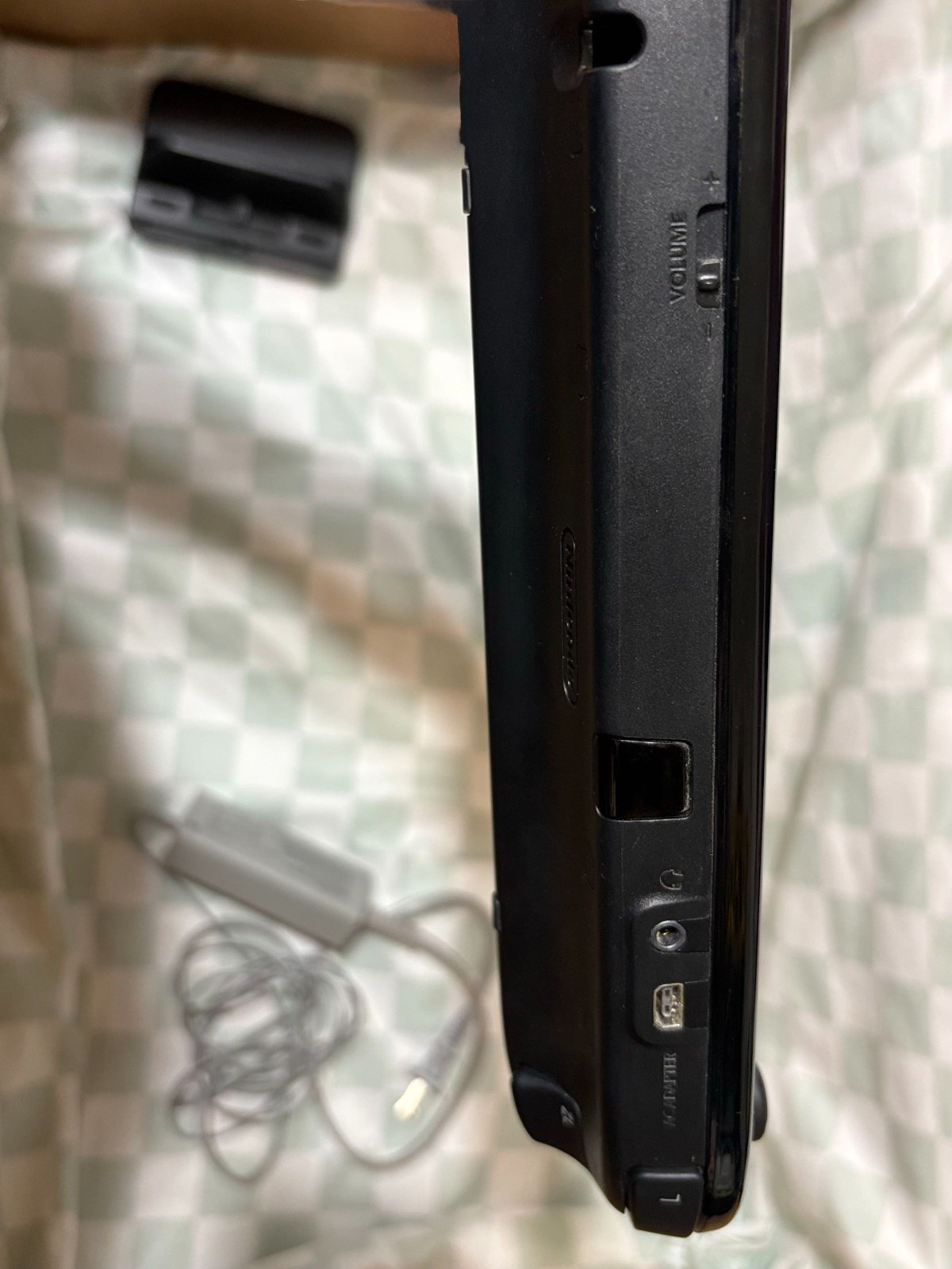 Nintendo Wii U 32GB Black Handheld System(red and silver Mario controllers inc.)