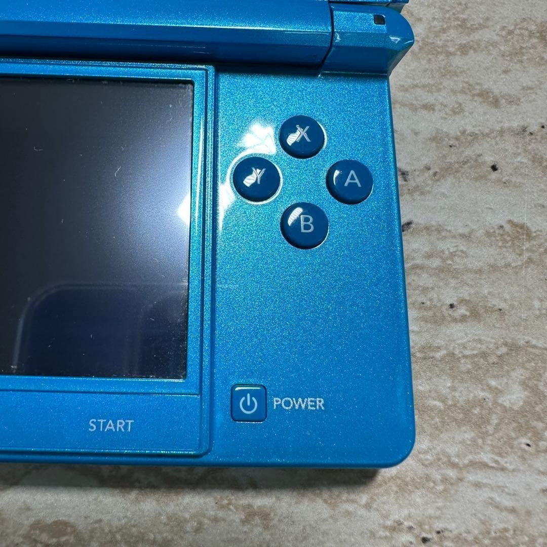 Nintendo 3DS Light Blue Console Boxed Complete Set 6577