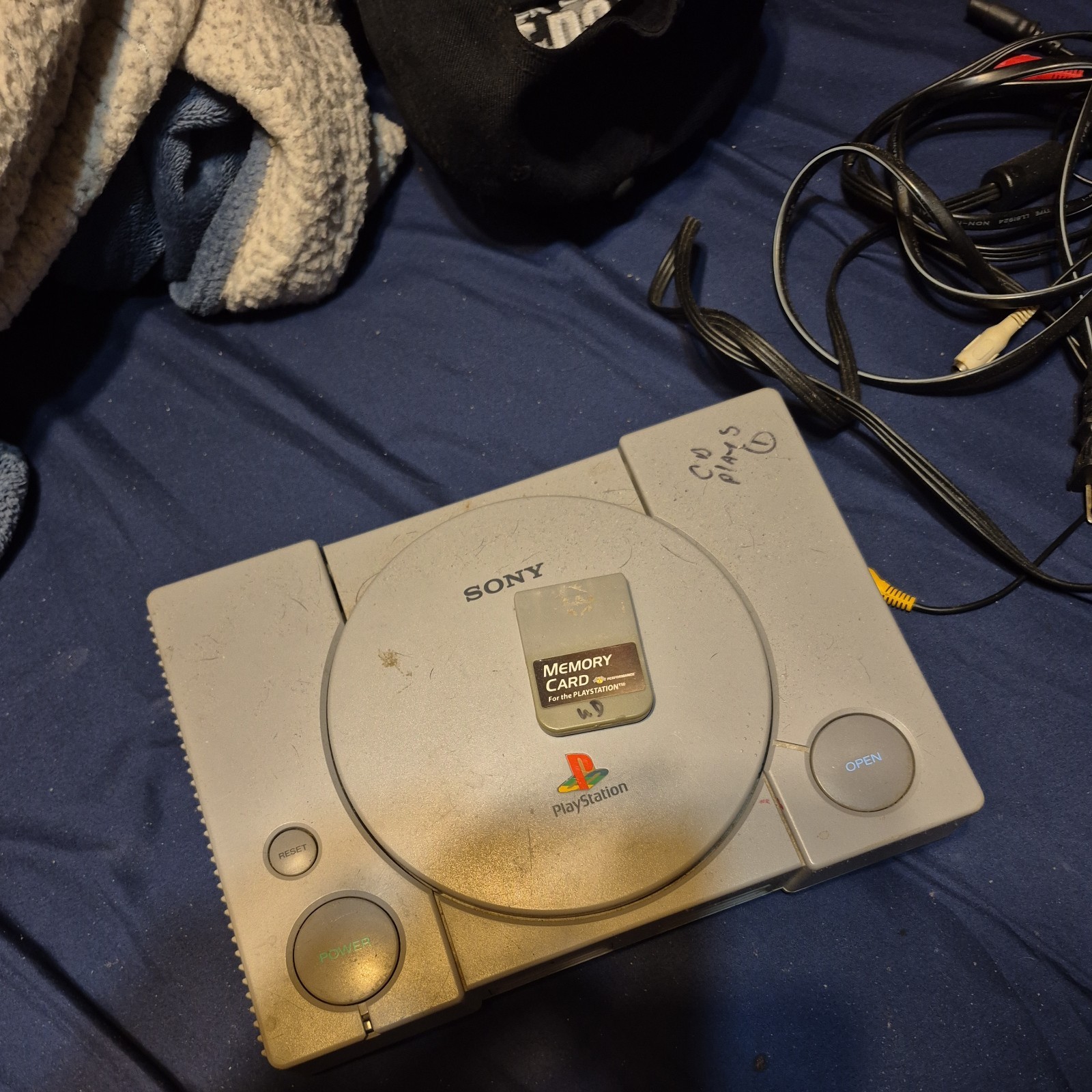SONY PS1 Console System Gray Bundle A/V Cables and power cable no controller