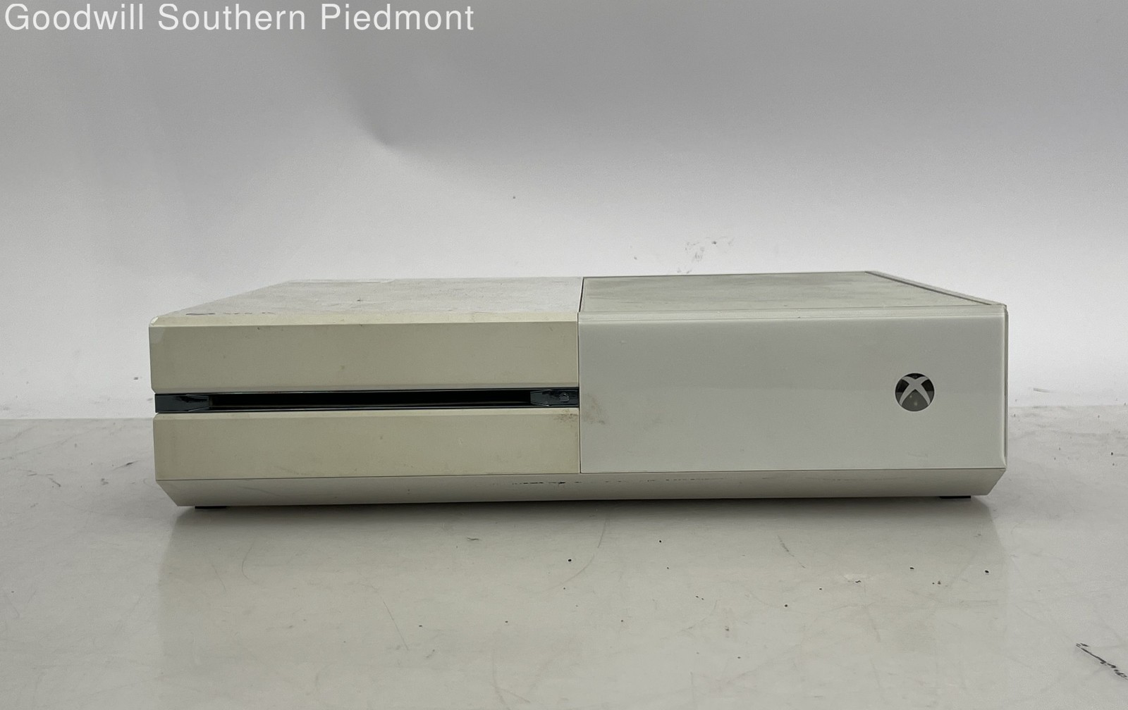 Microsoft Xbox One 500GB Video Game Console Only – White – Tested (#W9WP2K)